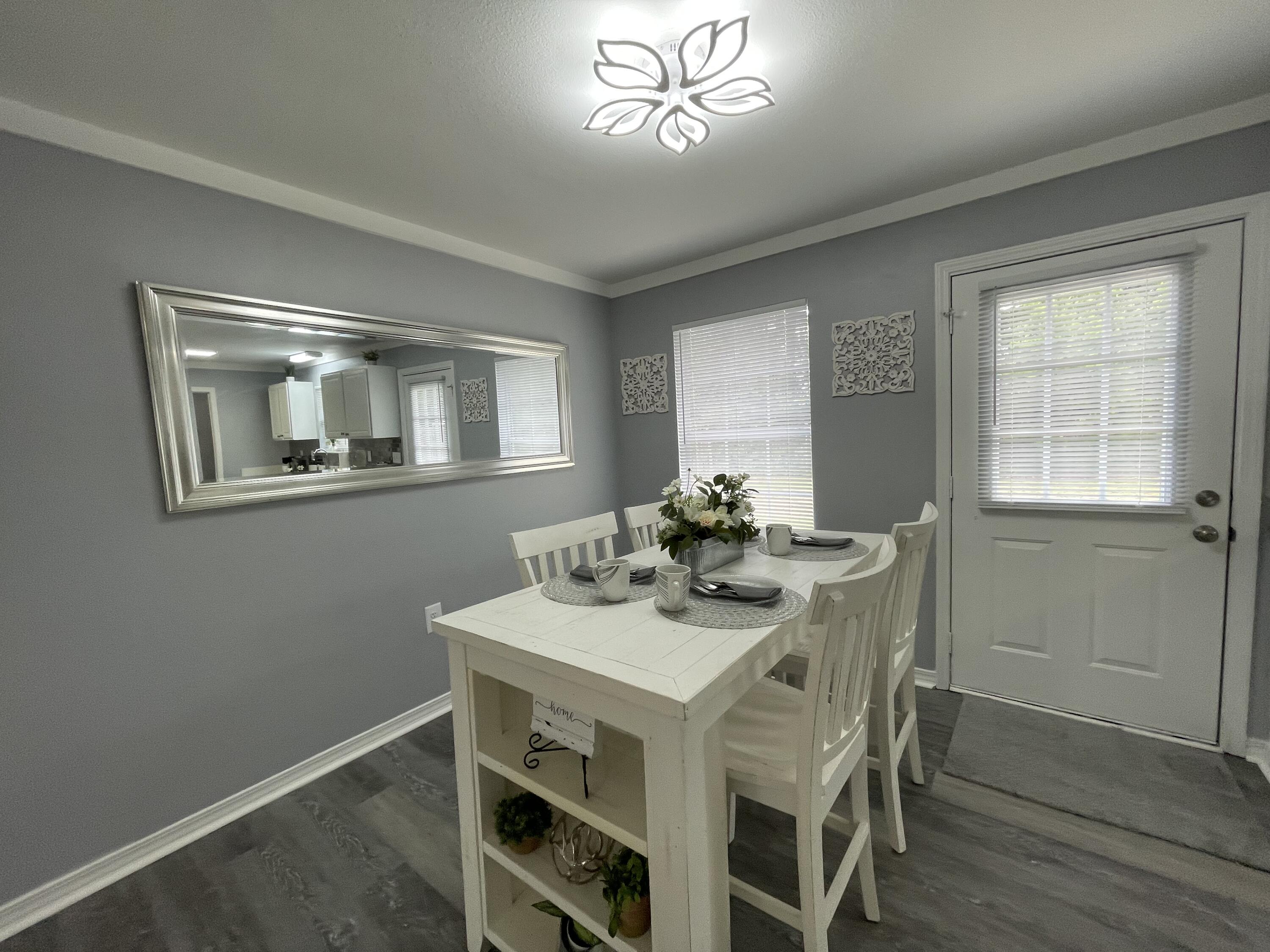 EAGLE WAY THE PINES S/D - Residential