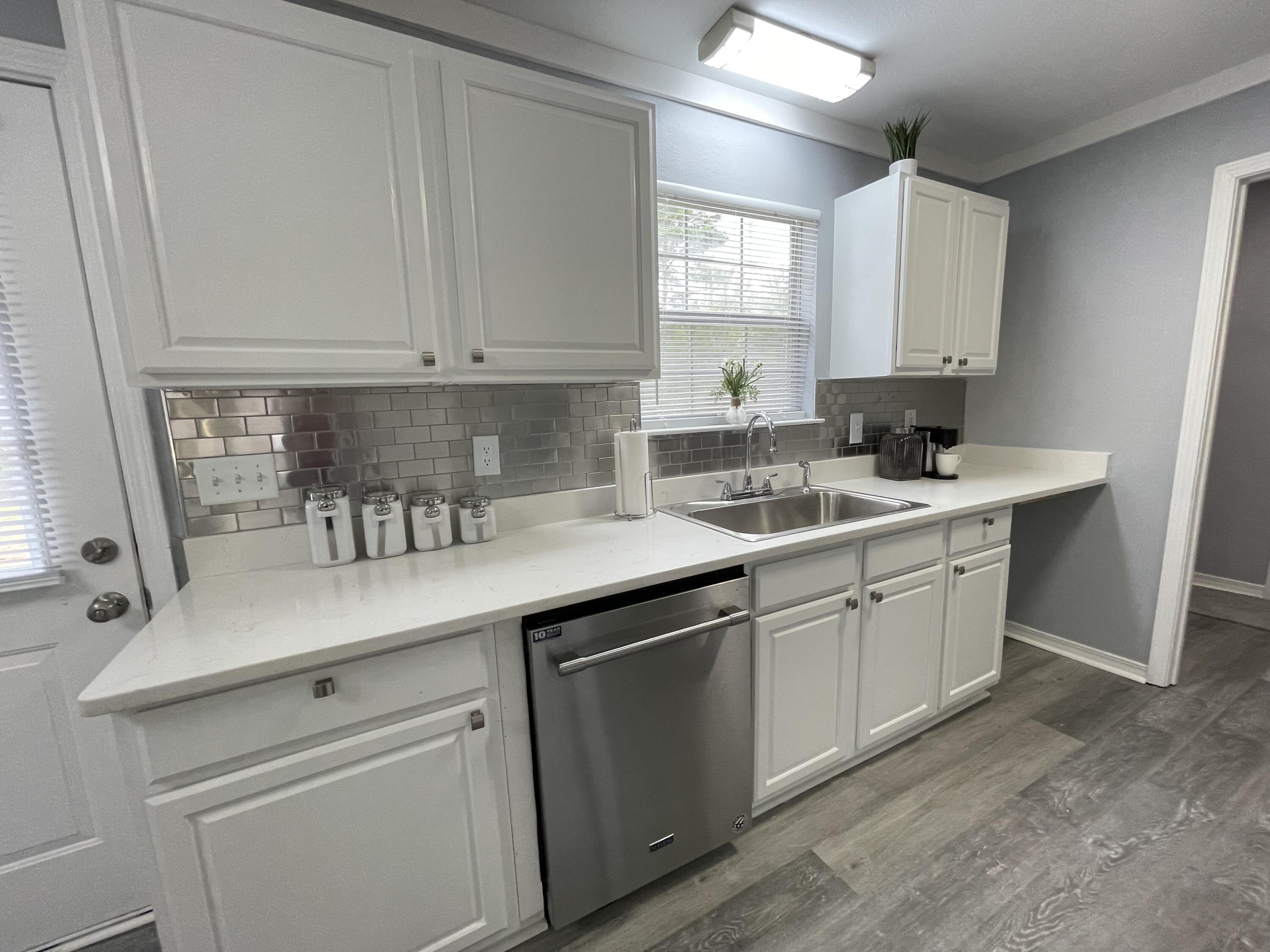 EAGLE WAY THE PINES S/D - Residential