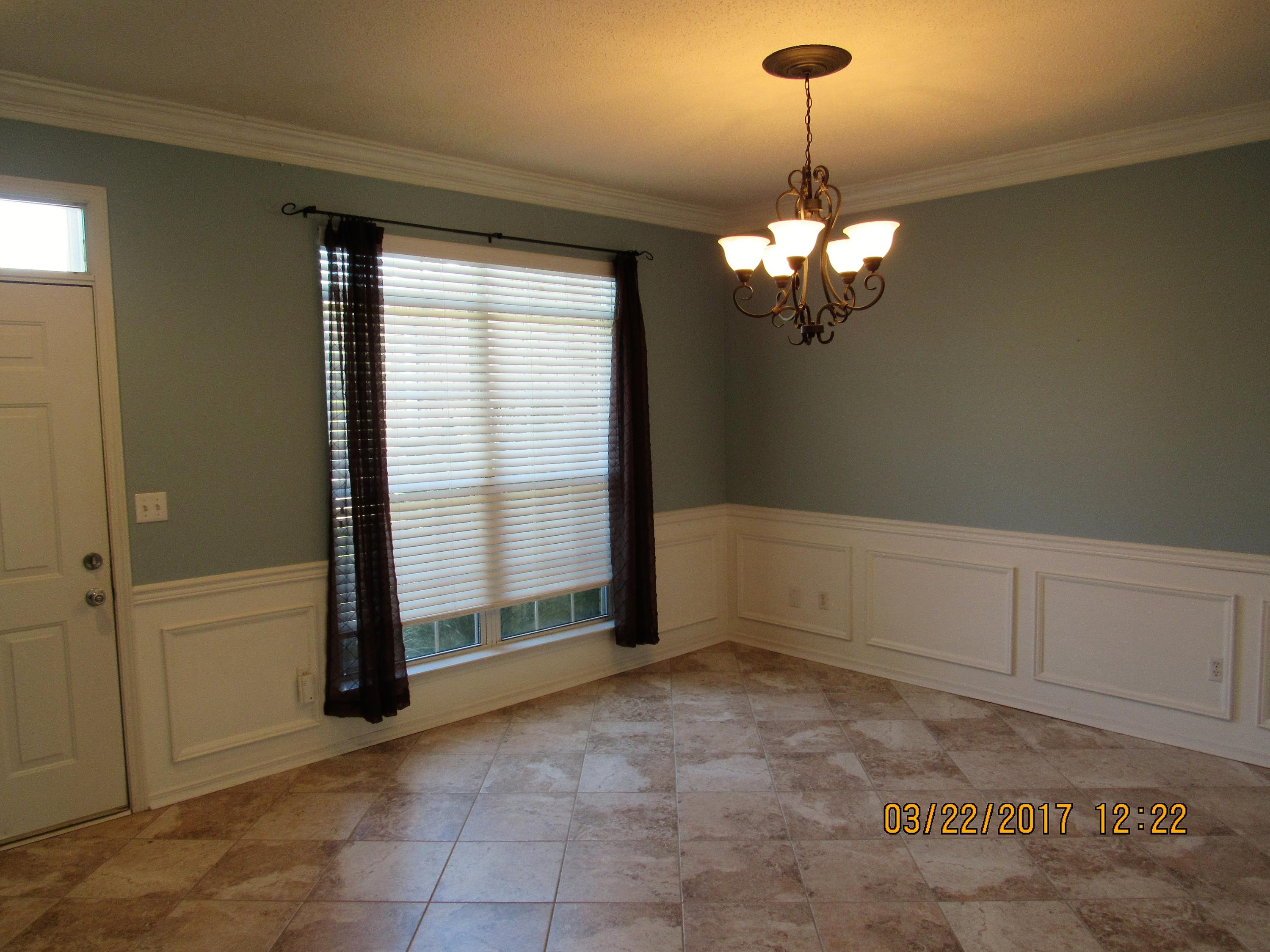 PARKWOOD SQUARE PH 1 - Residential Lease