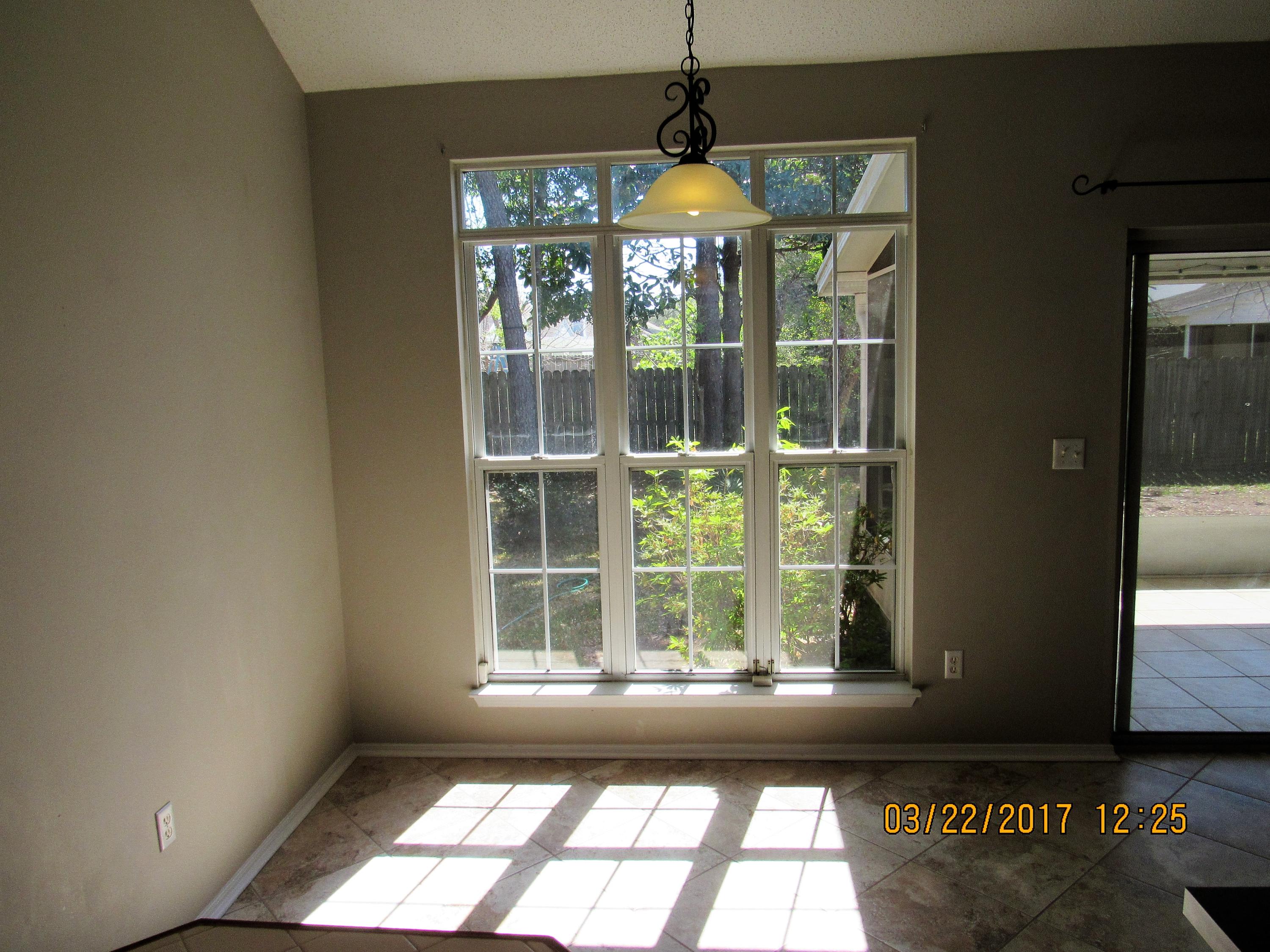 PARKWOOD SQUARE PH 1 - Residential Lease