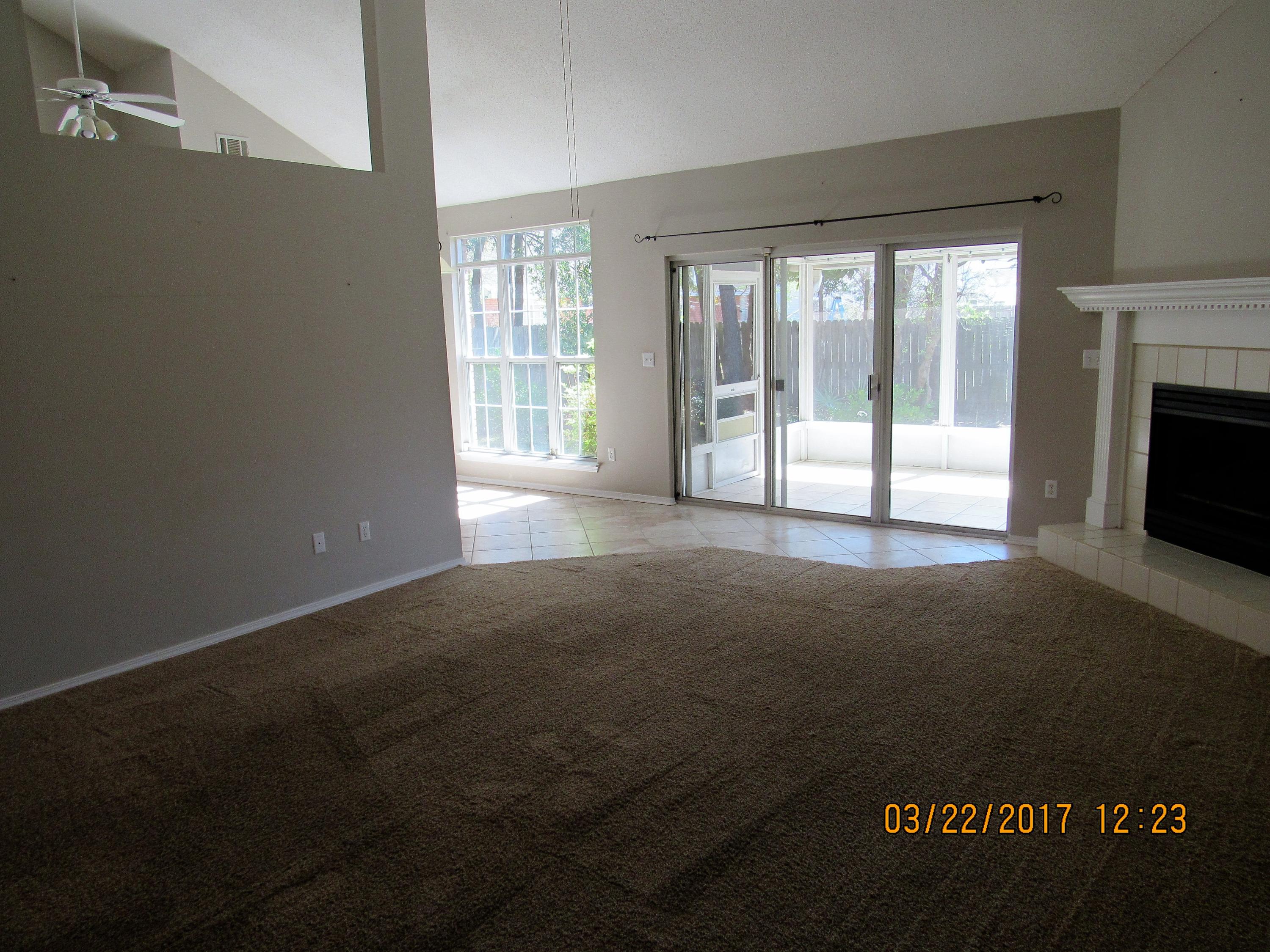 PARKWOOD SQUARE PH 1 - Residential Lease