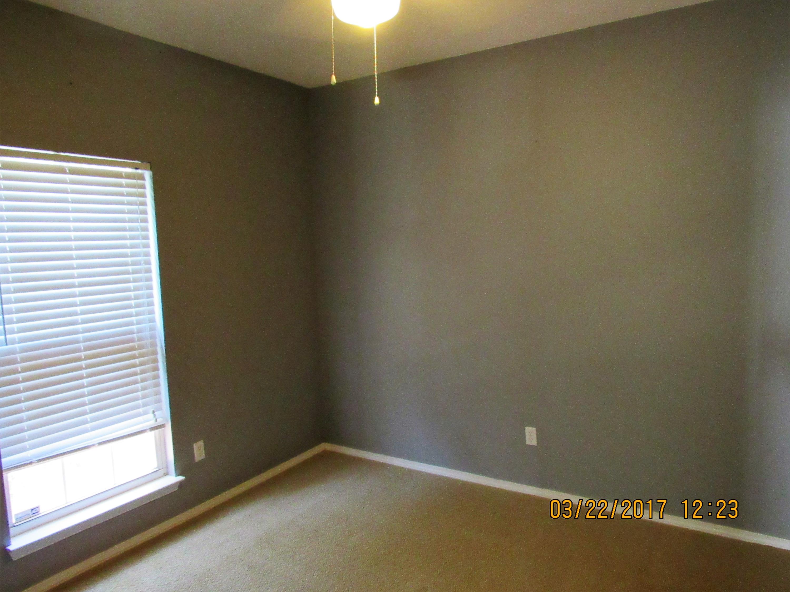 PARKWOOD SQUARE PH 1 - Residential Lease