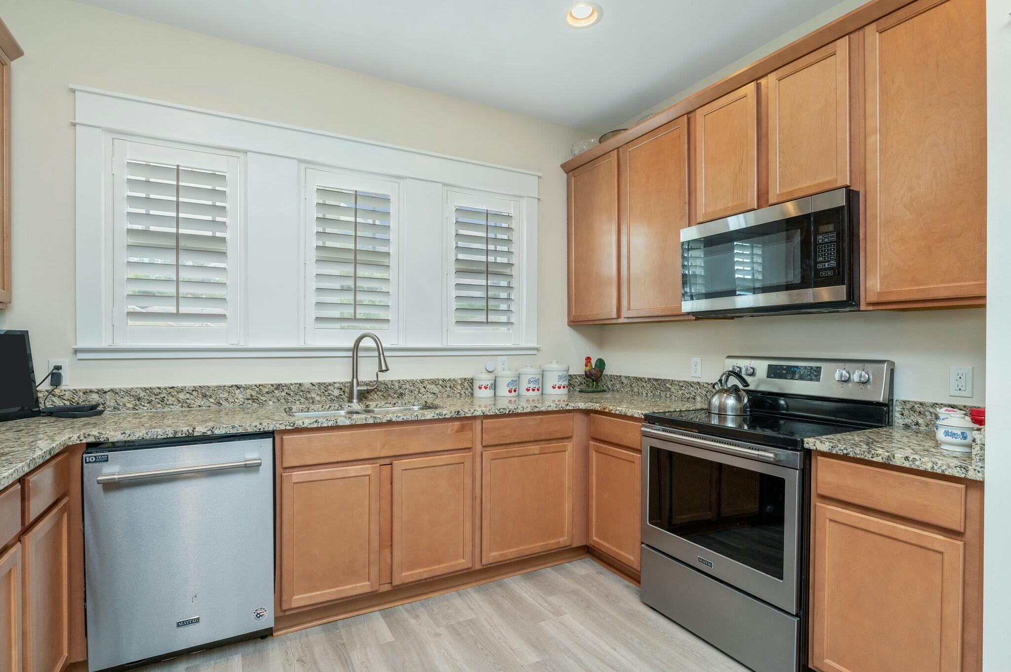 MAJESTIC OAKS - Residential