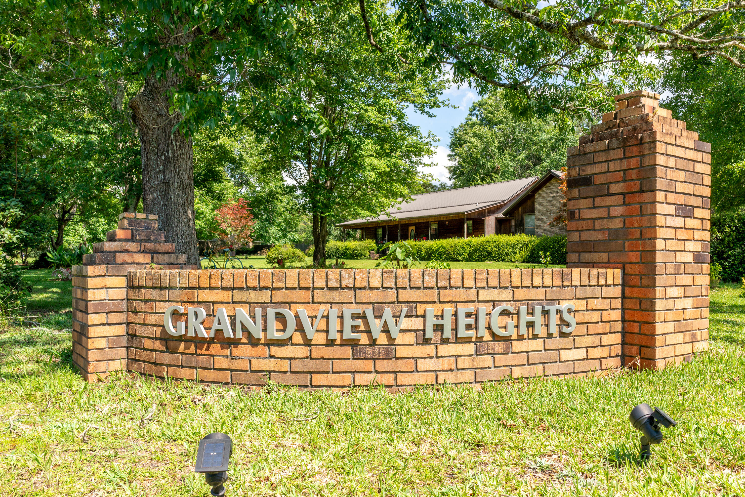 GRANDVIEW HEIGHTS - Residential