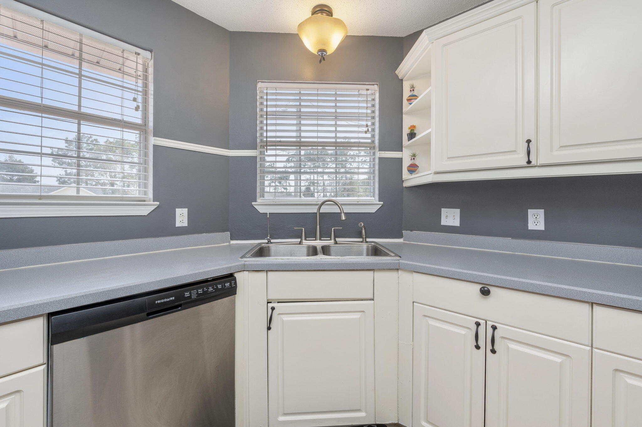 COUNTRYVIEW ESTATES 4TH ADDN PH 4 - Residential