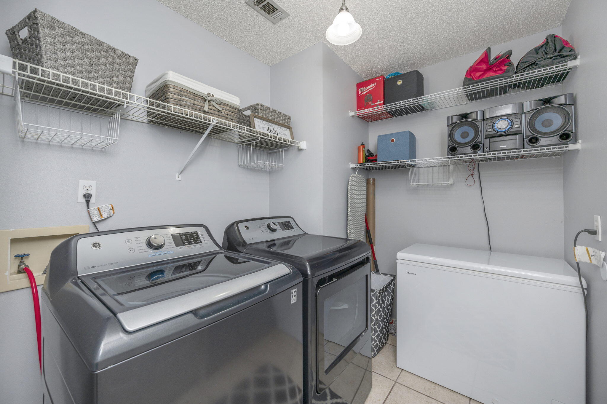 COUNTRYVIEW ESTATES 4TH ADDN PH 4 - Residential