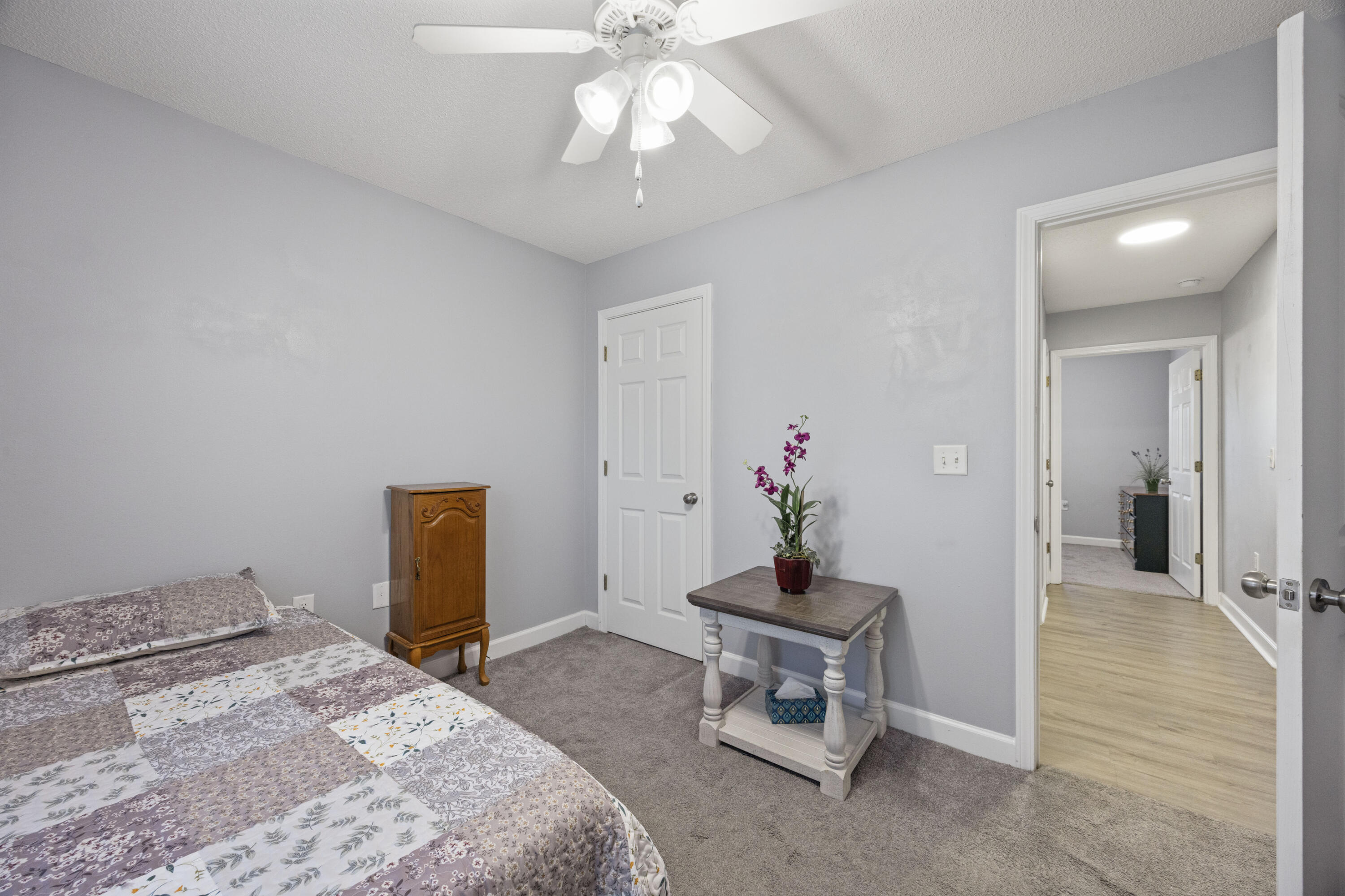 TRIPLE LAKES ESTATES - Residential