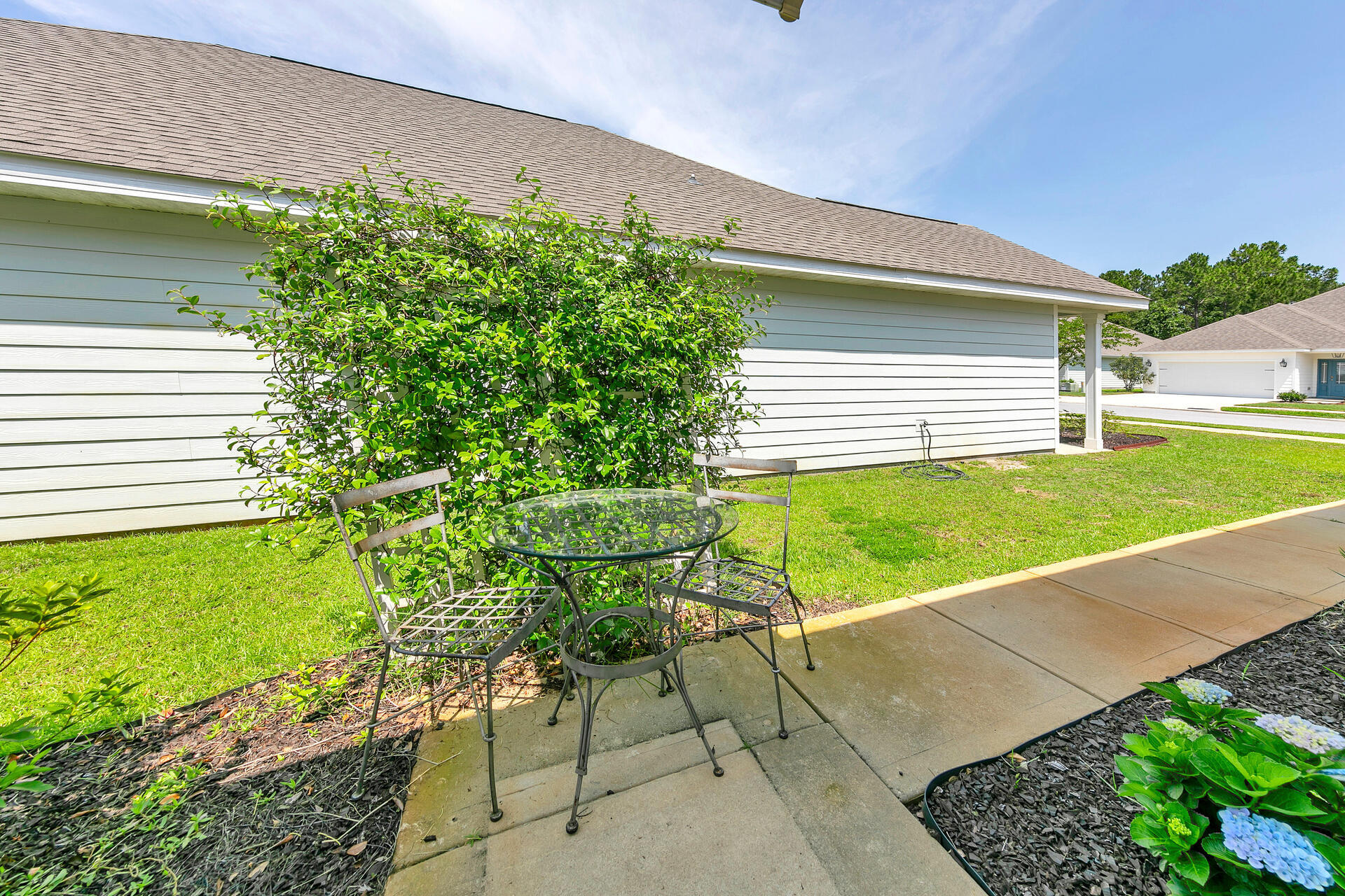 STONEGATE - Residential