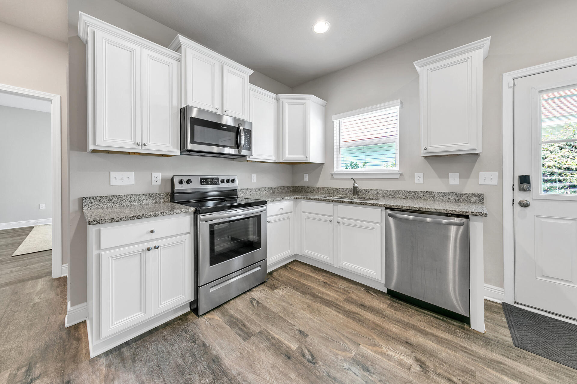 STONEGATE - Residential