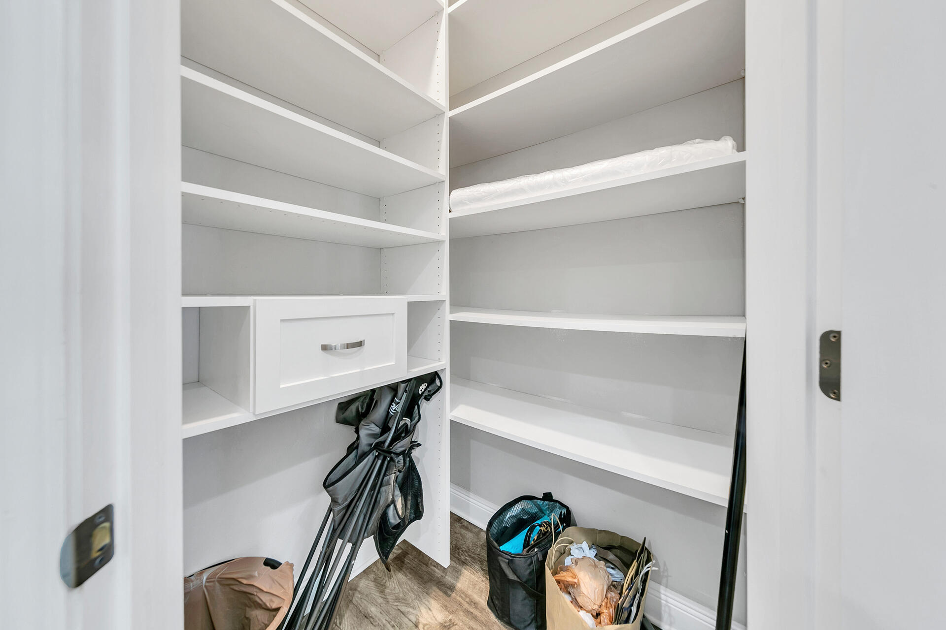 STONEGATE - Residential