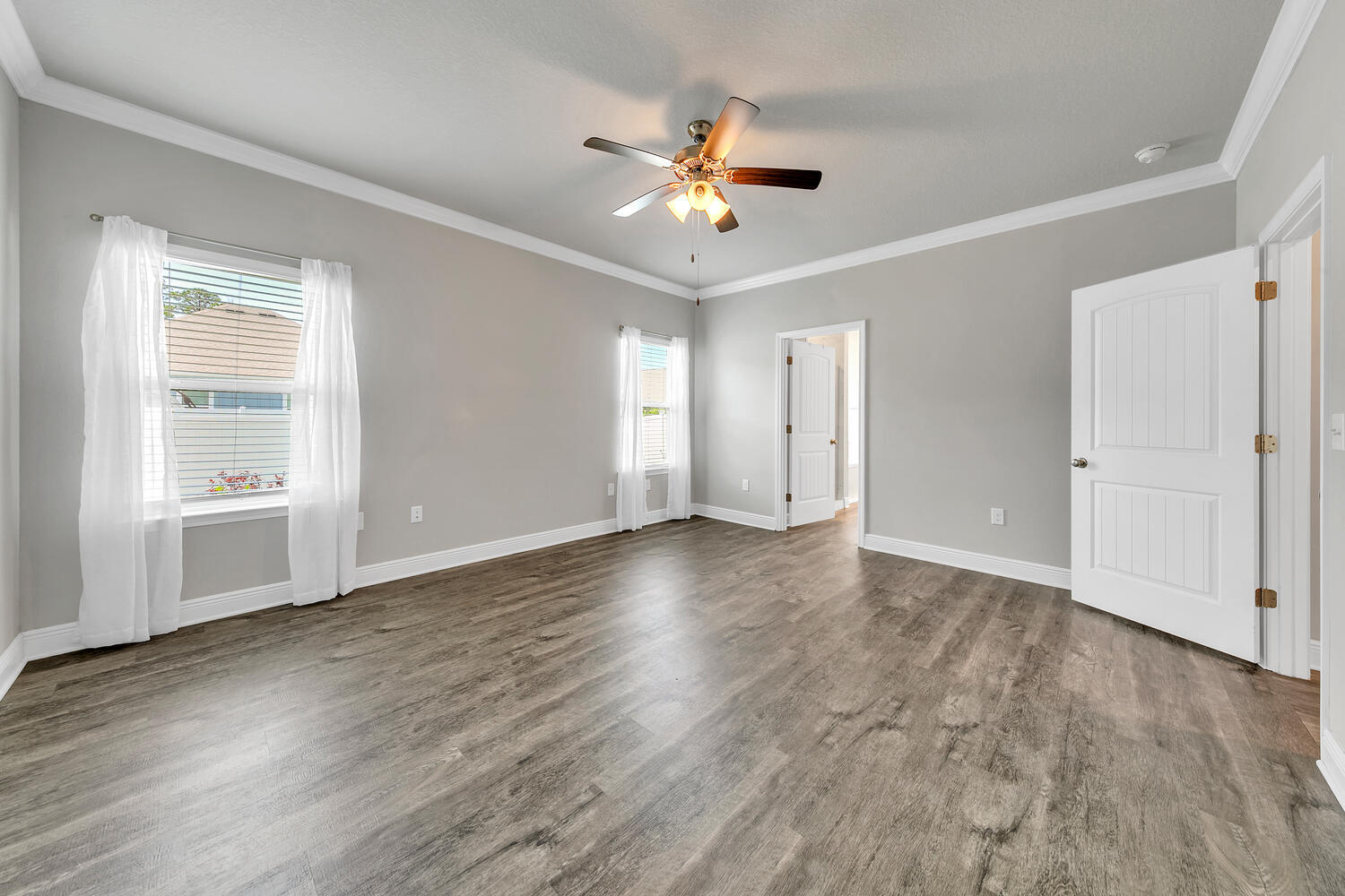 STONEGATE - Residential