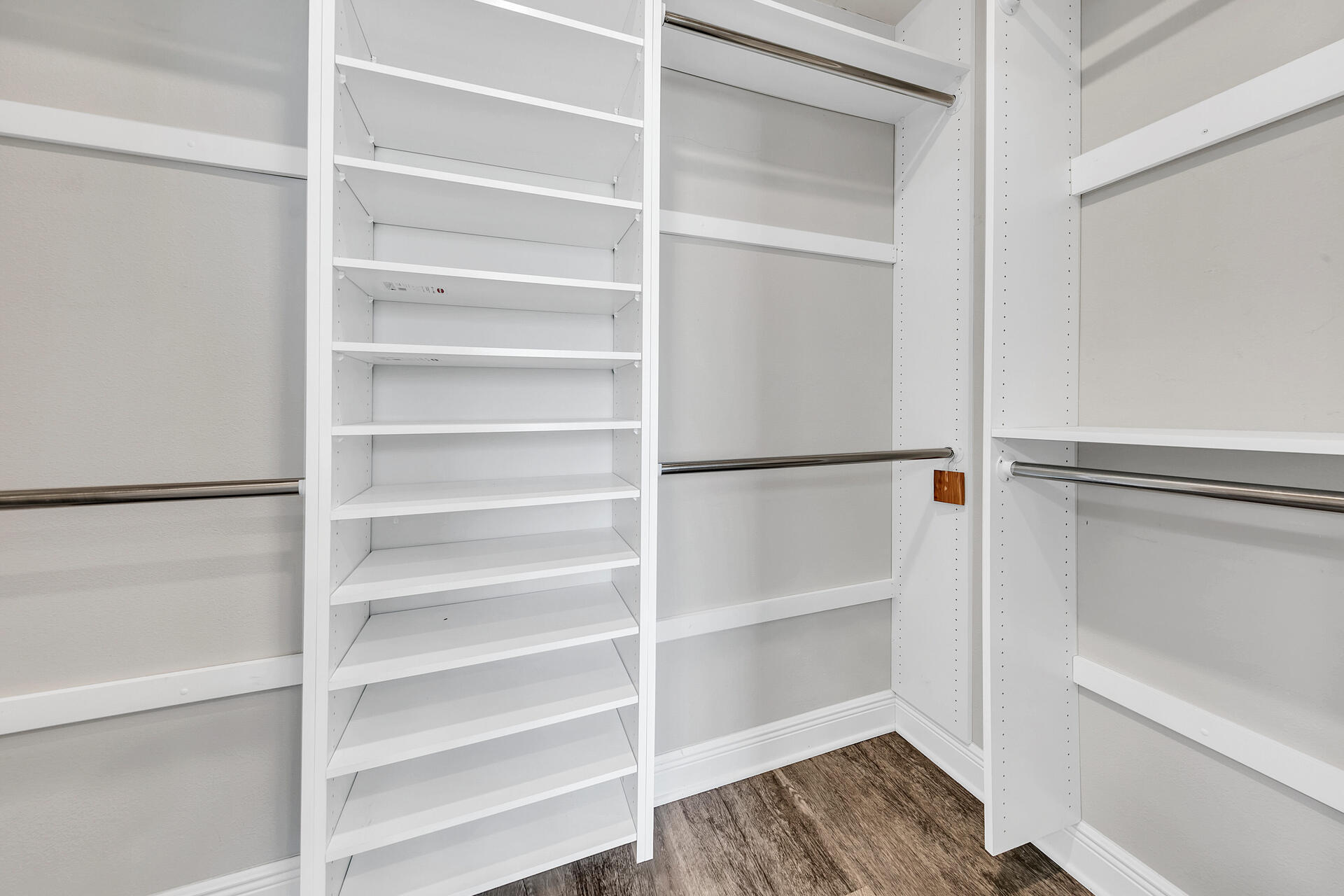 STONEGATE - Residential