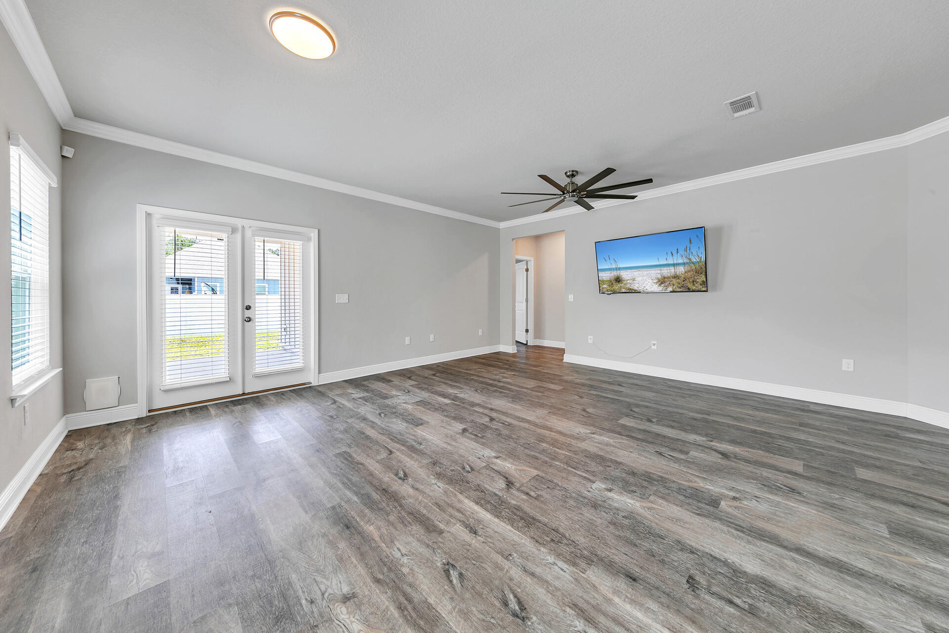 STONEGATE - Residential