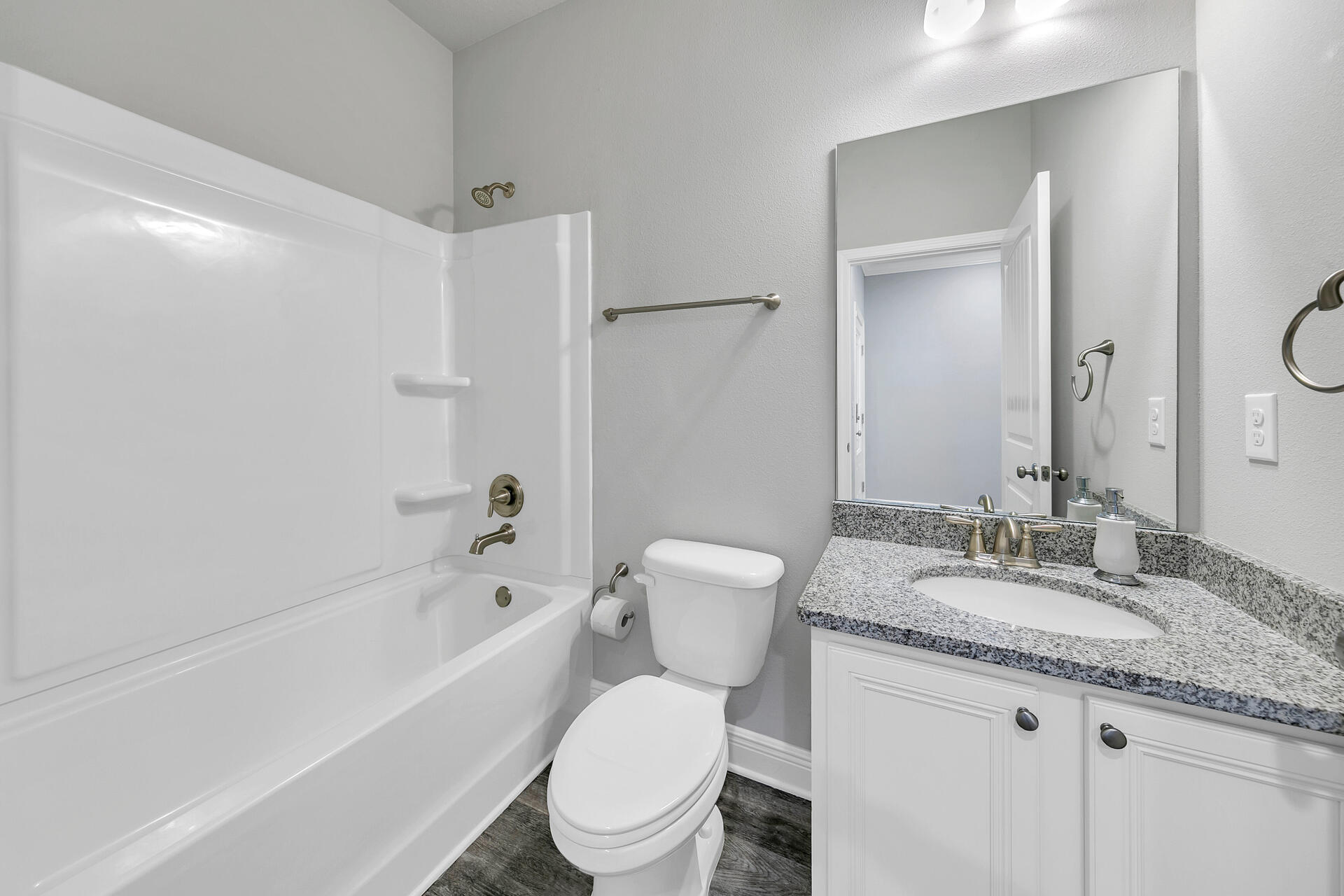 STONEGATE - Residential