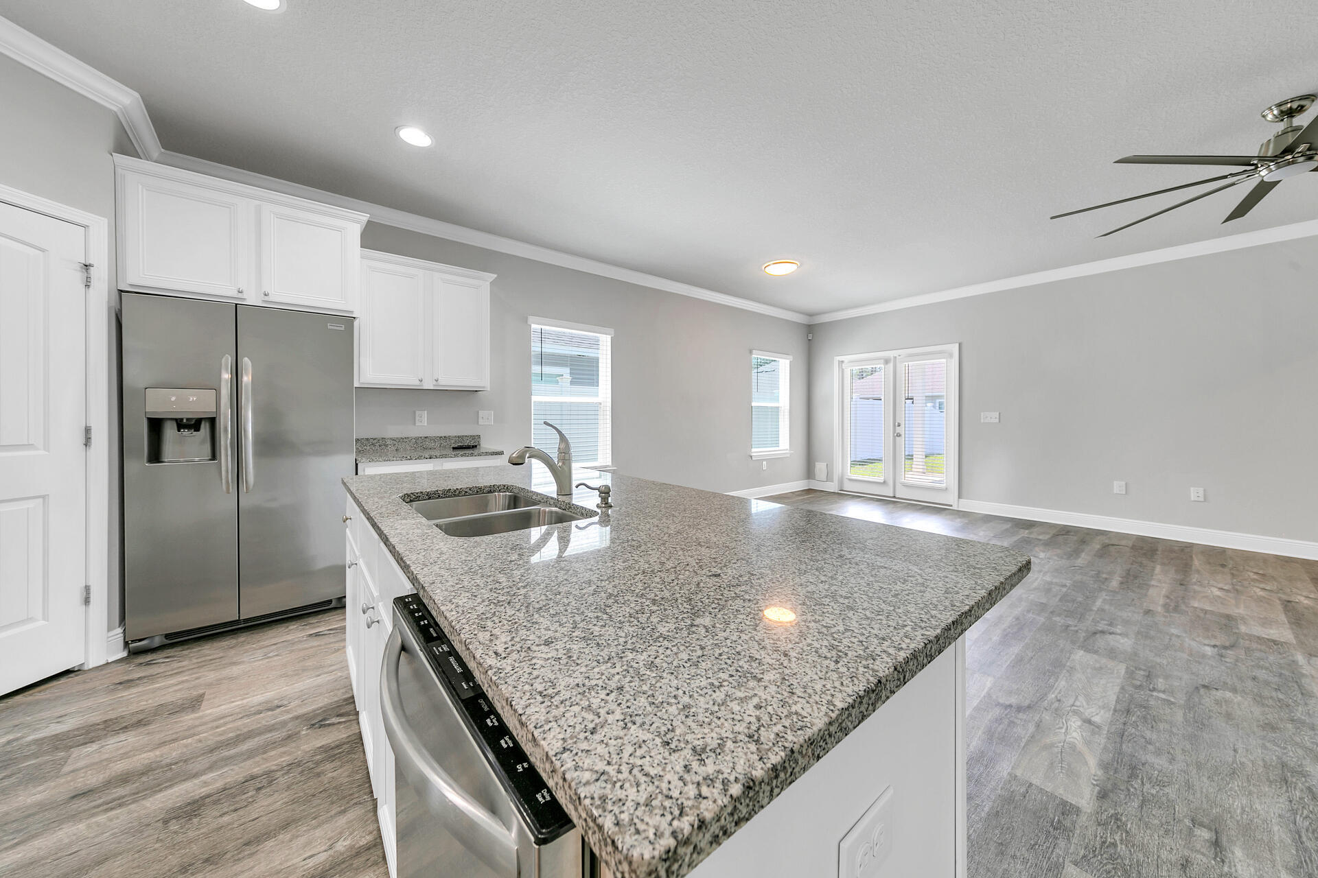 STONEGATE - Residential