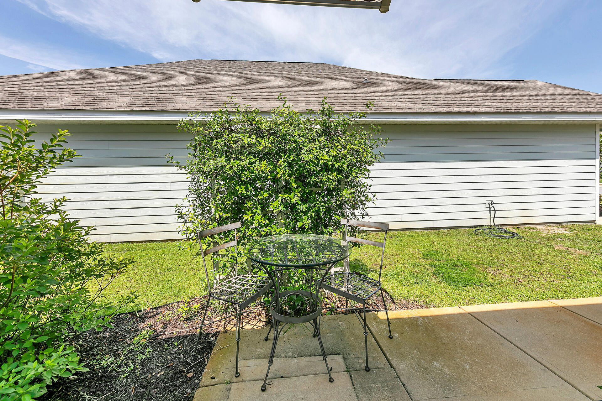 STONEGATE - Residential