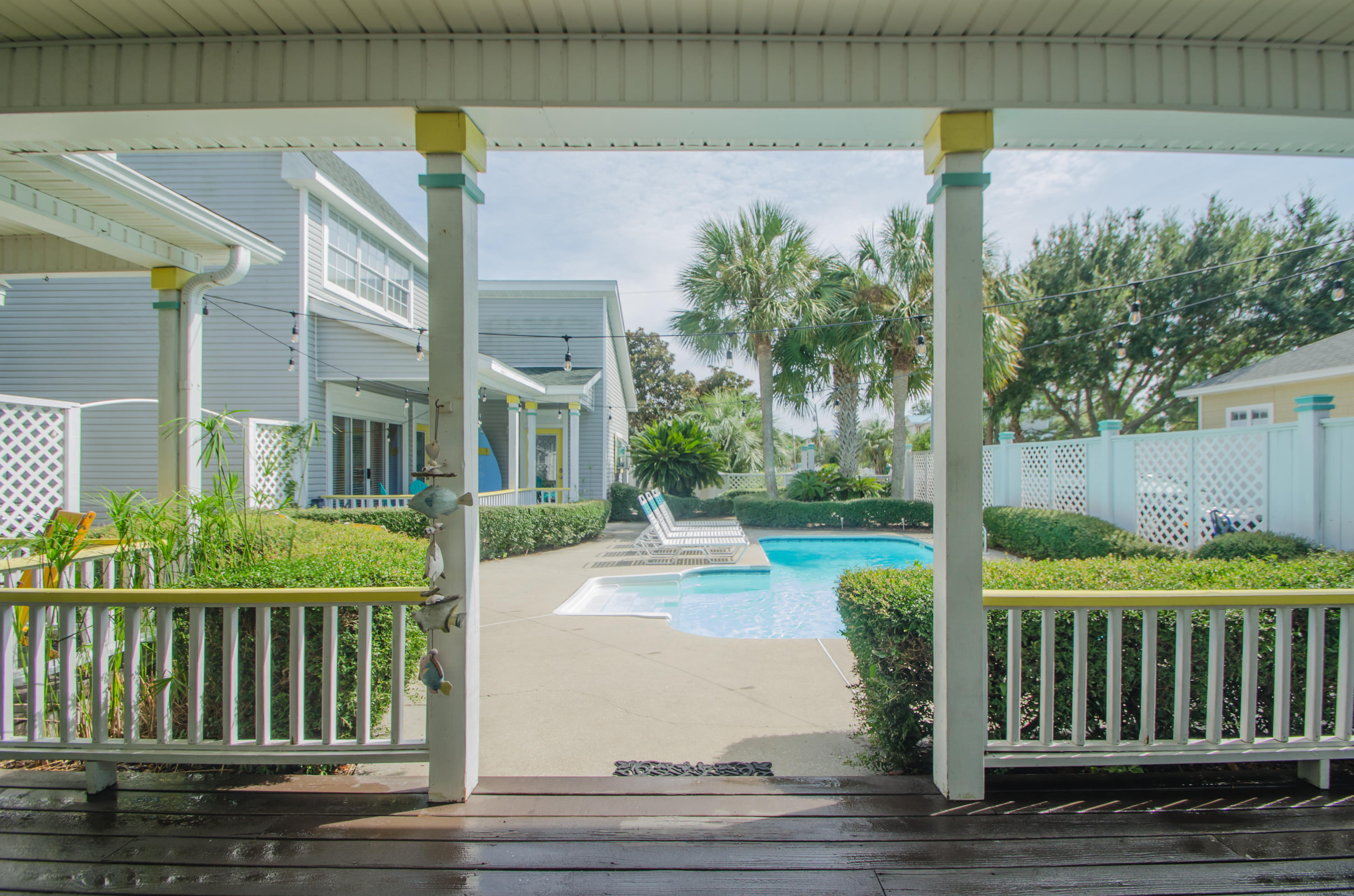 CRYSTAL BEACH - Residential