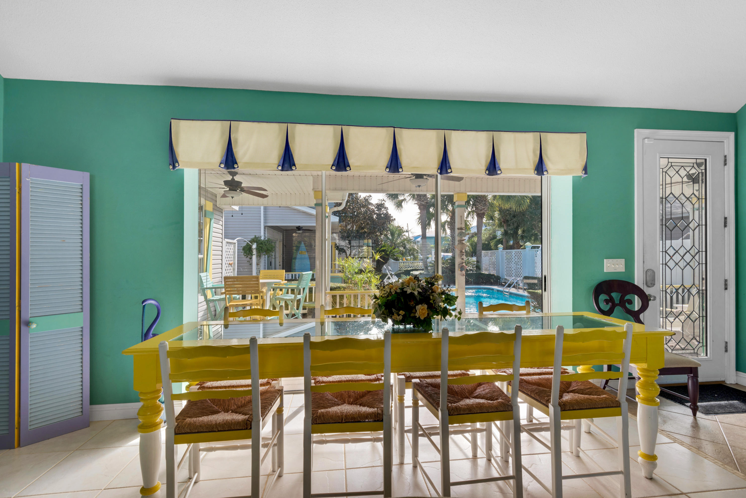 CRYSTAL BEACH - Residential