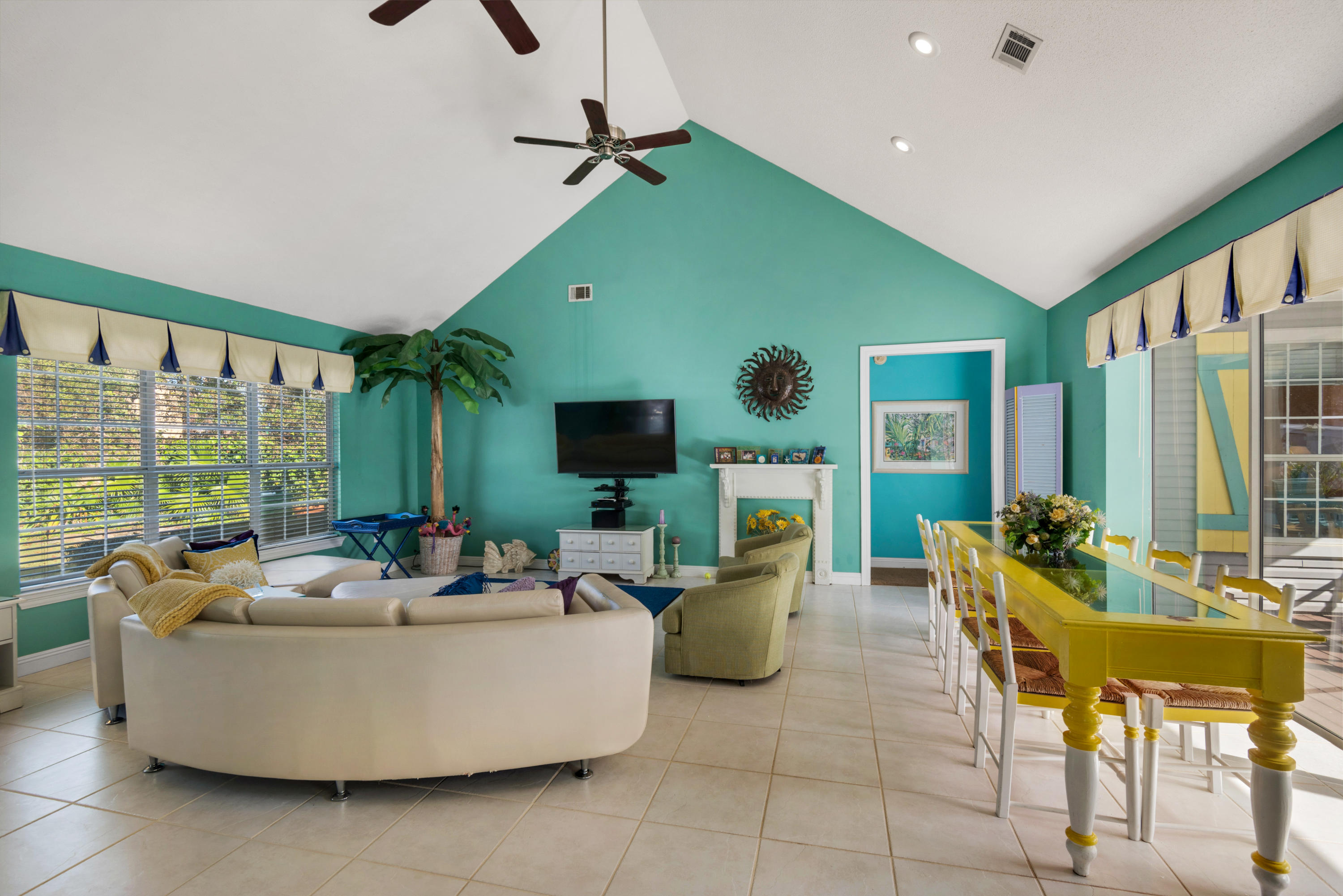 CRYSTAL BEACH - Residential