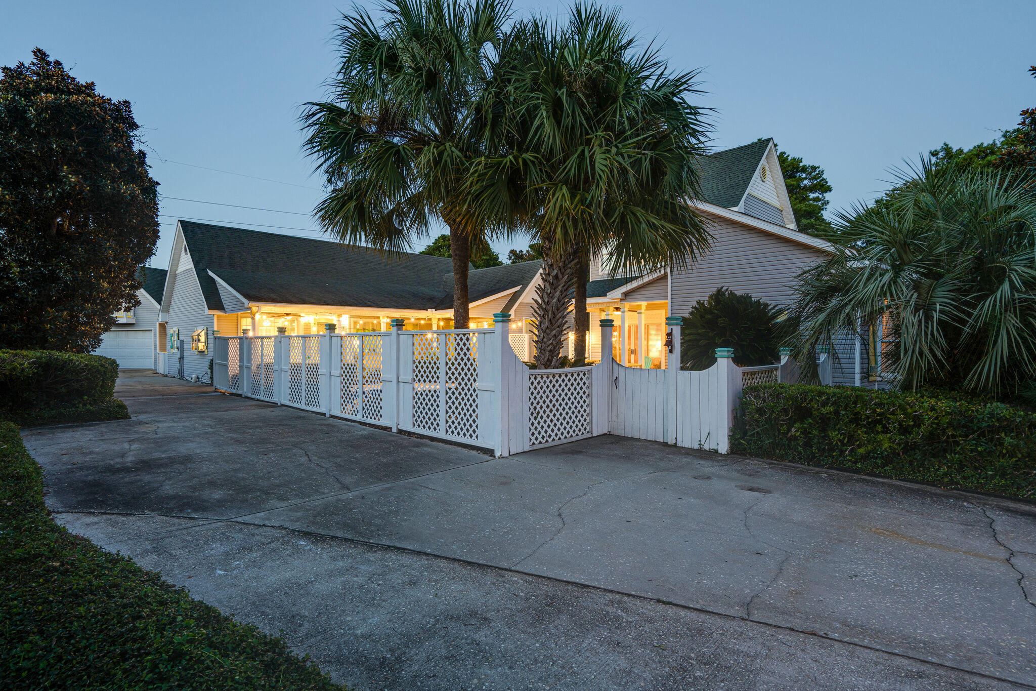 CRYSTAL BEACH - Residential