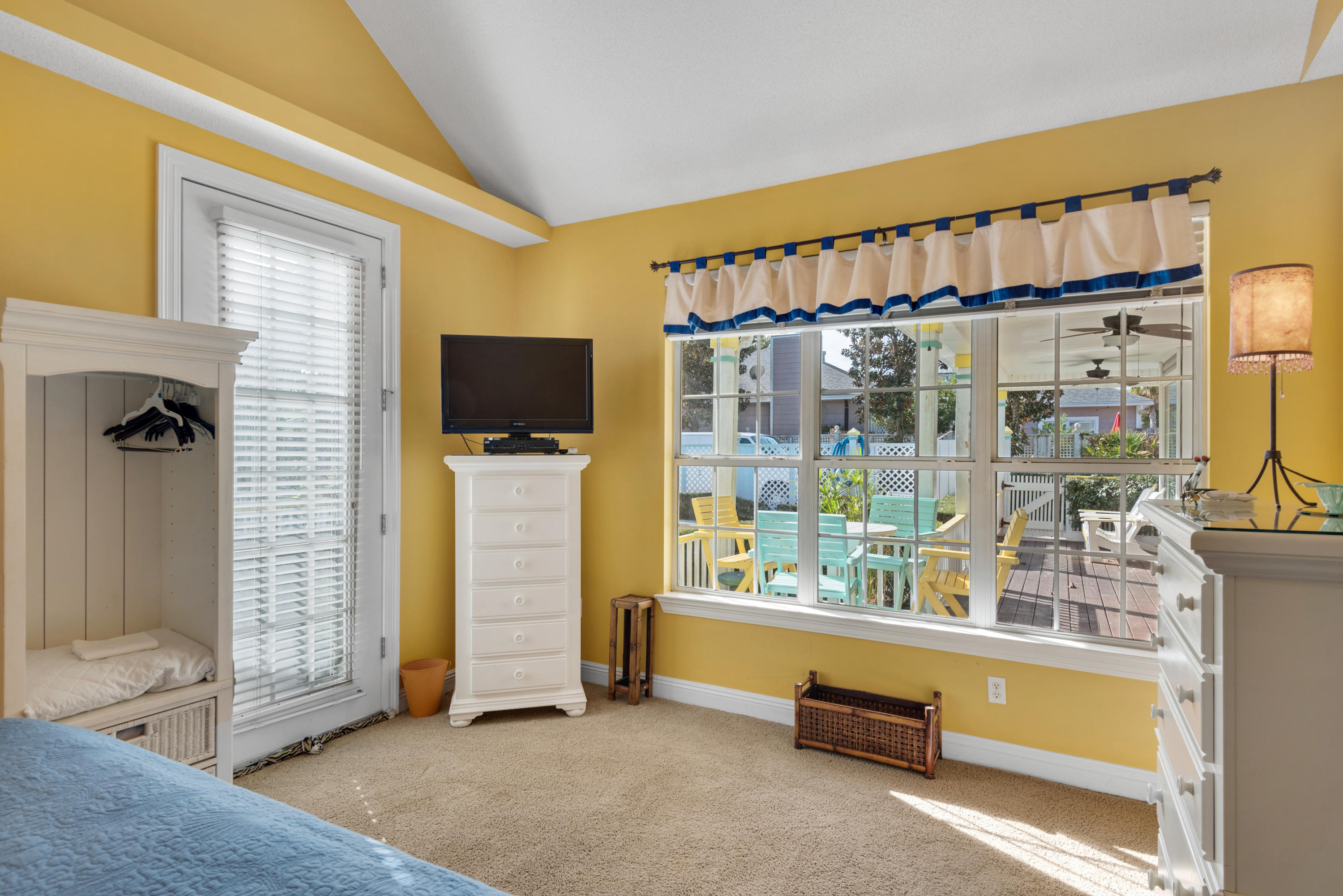 CRYSTAL BEACH - Residential