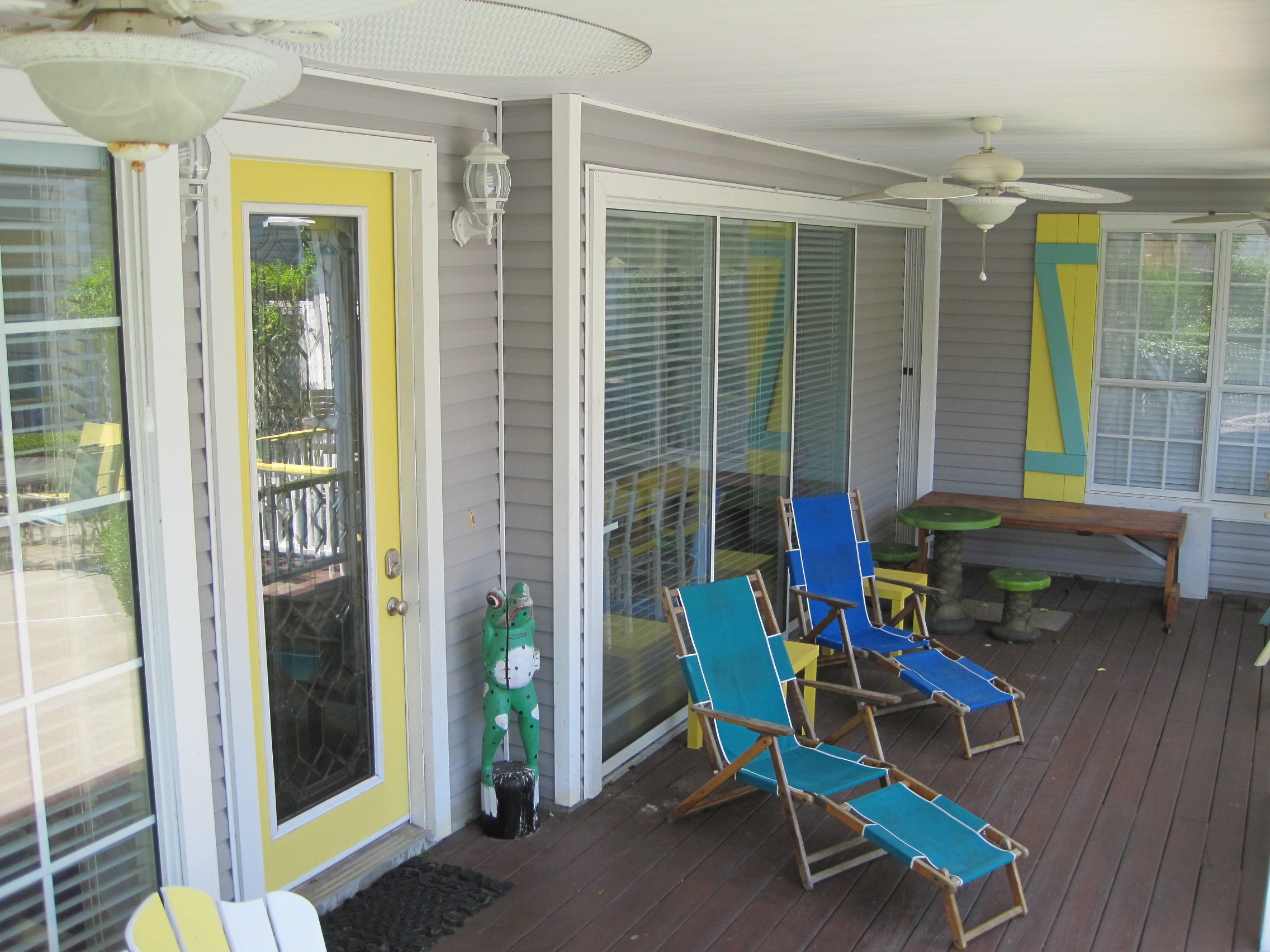 CRYSTAL BEACH - Residential