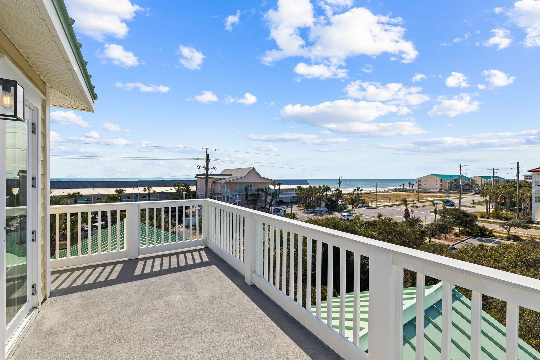 CRYSTAL BEACH - Residential