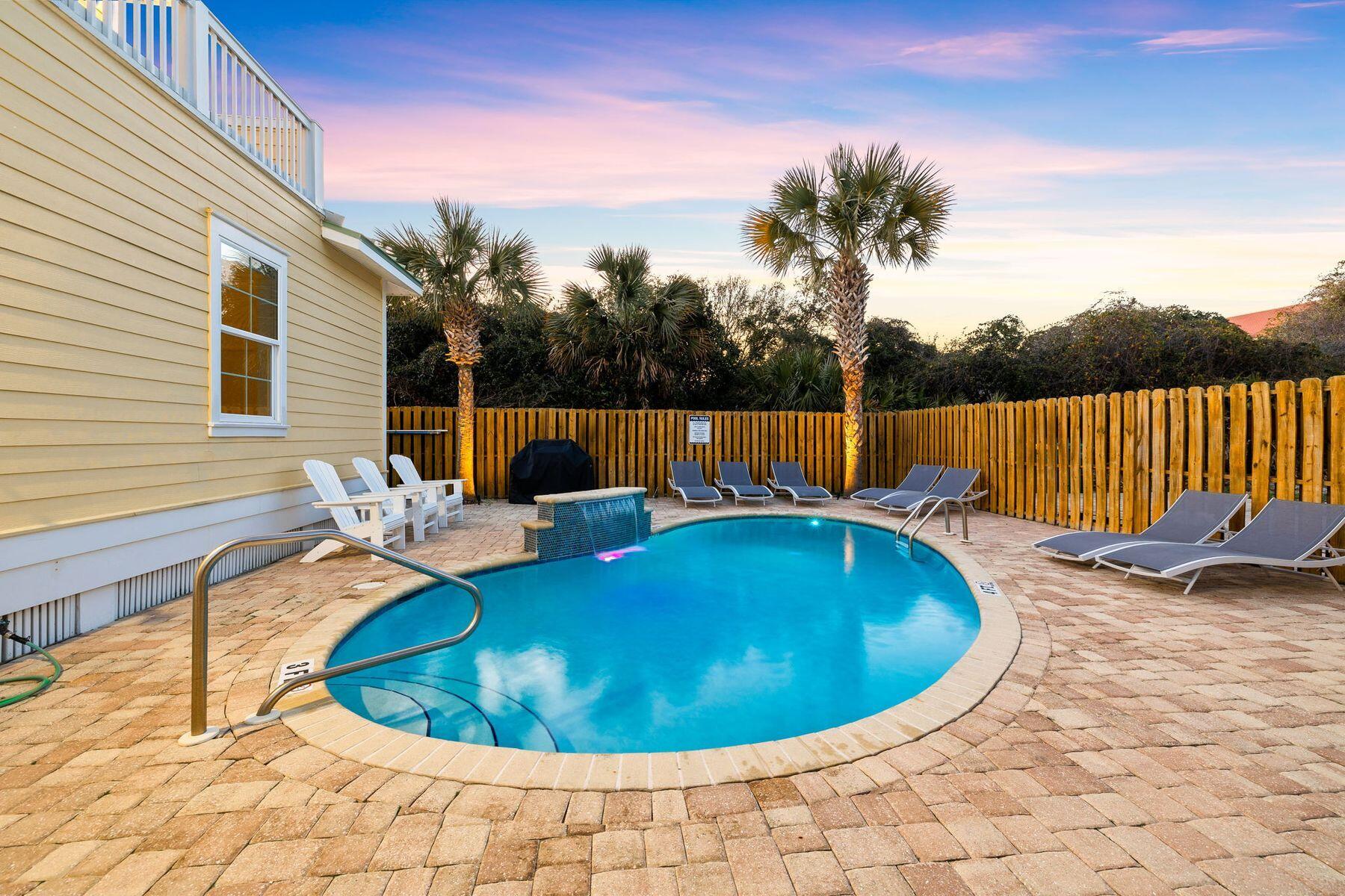 CRYSTAL BEACH - Residential