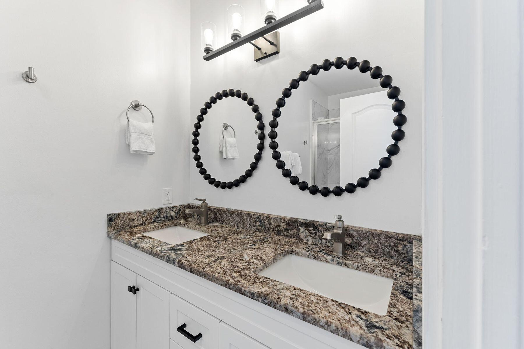 CRYSTAL BEACH - Residential
