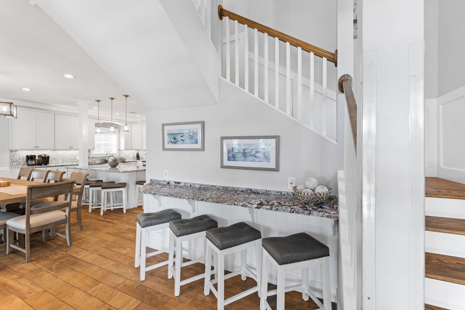 CRYSTAL BEACH - Residential