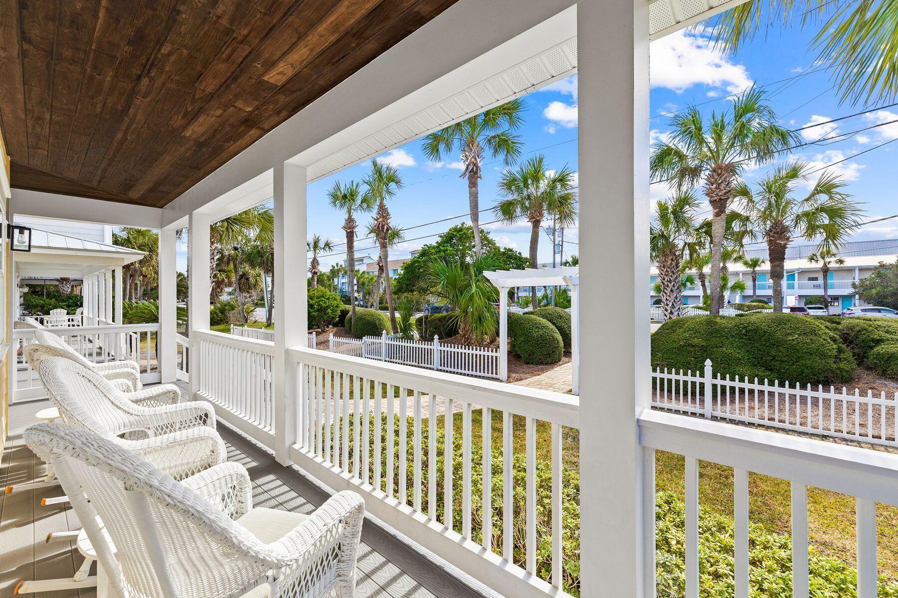 CRYSTAL BEACH - Residential