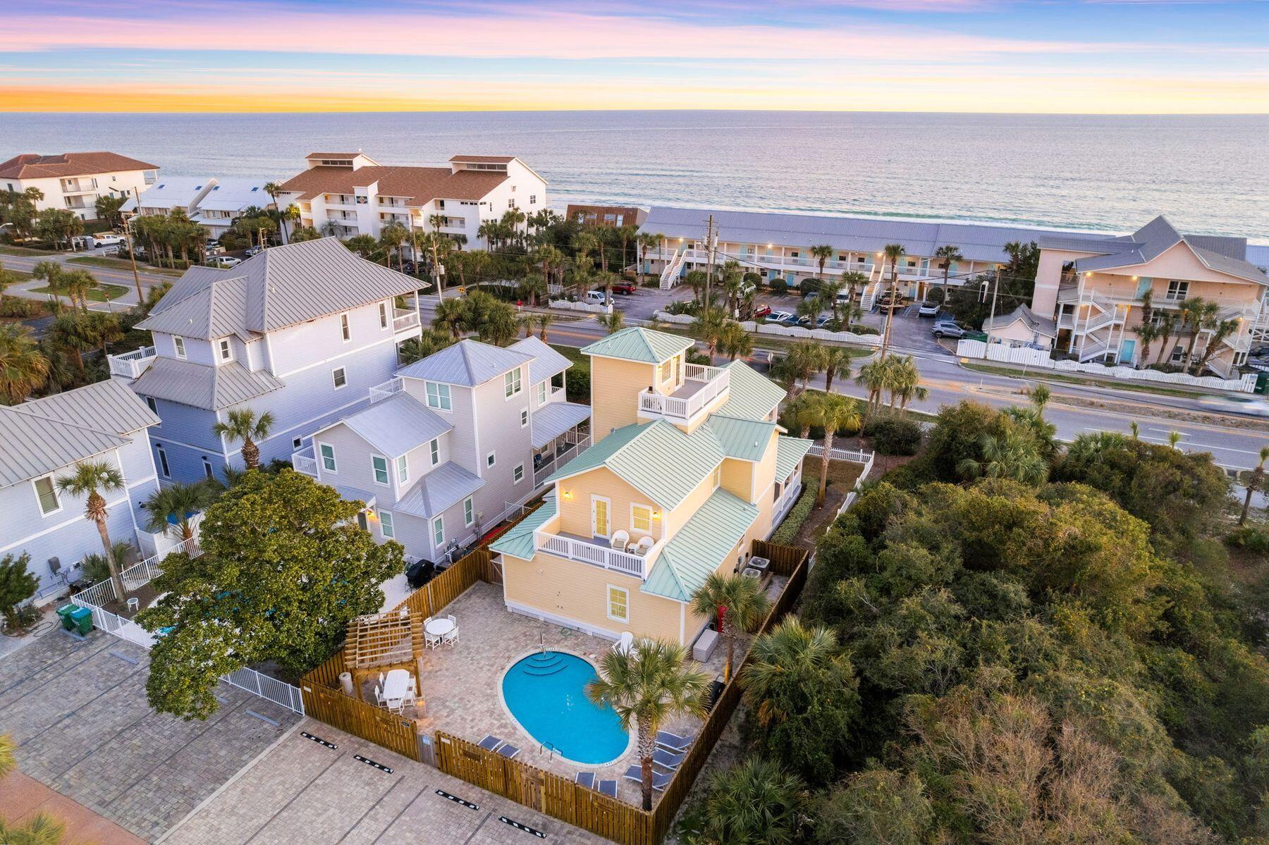 CRYSTAL BEACH - Residential