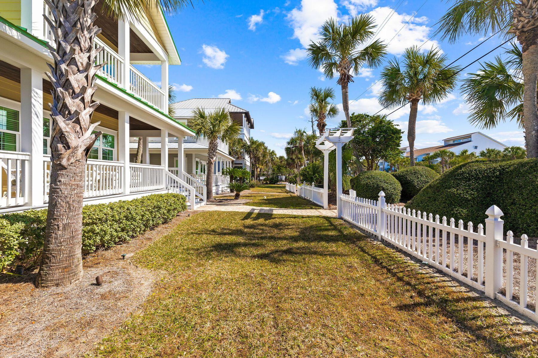 CRYSTAL BEACH - Residential