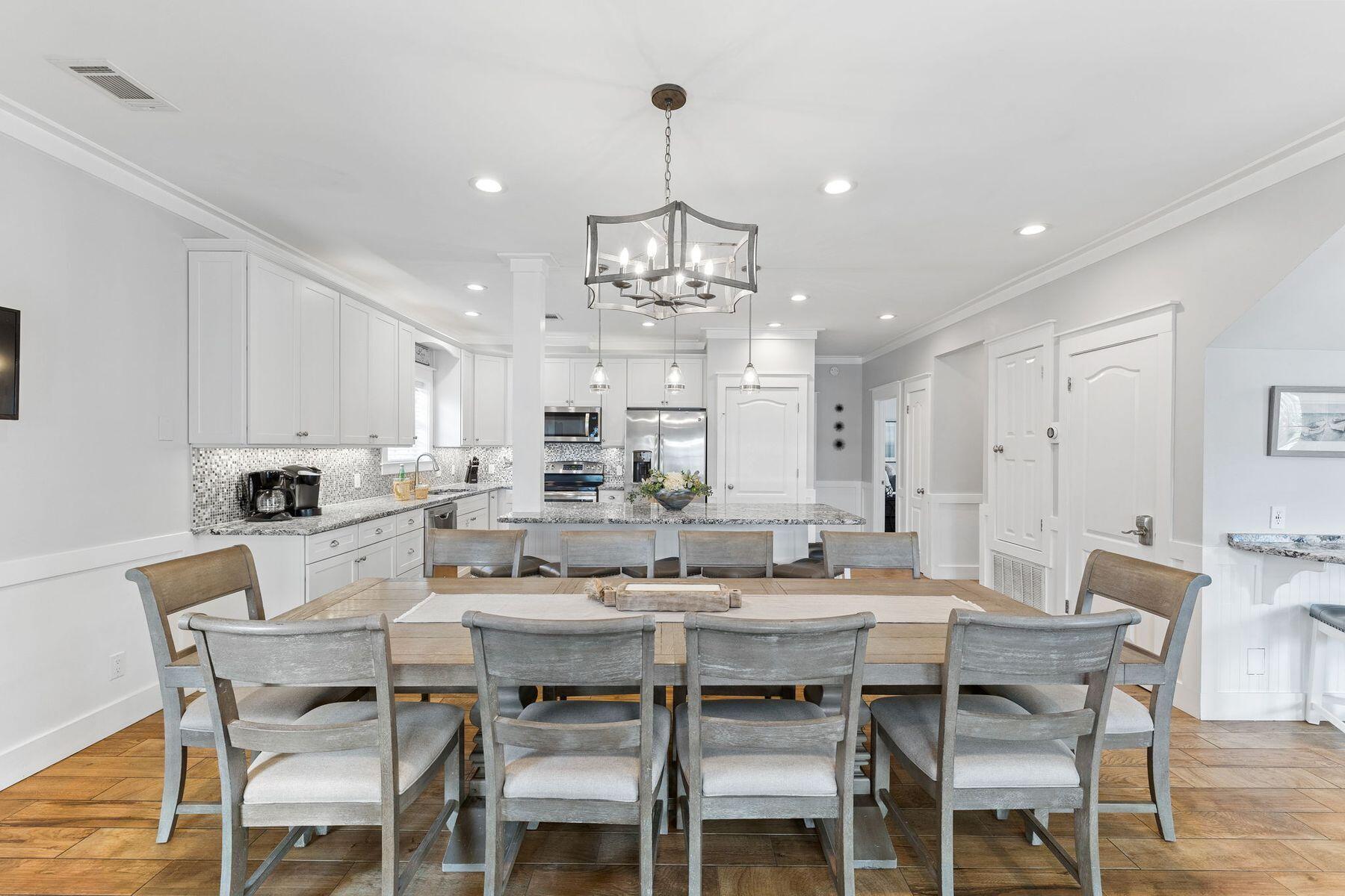 CRYSTAL BEACH - Residential