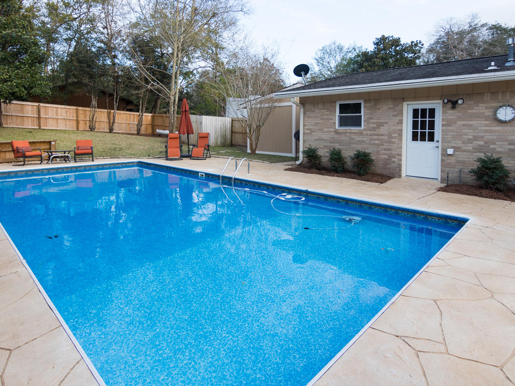 EDGEWATER VILLAGE NORTH - Residential