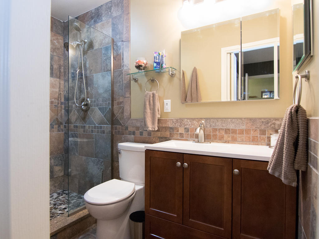 EDGEWATER VILLAGE NORTH - Residential