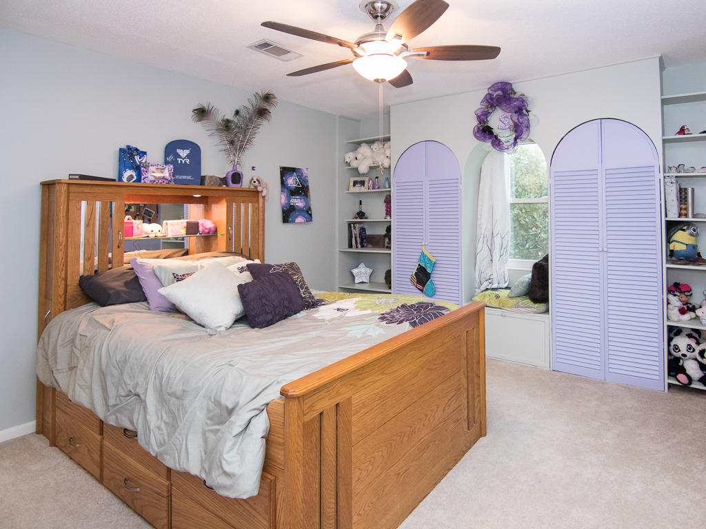 EDGEWATER VILLAGE NORTH - Residential