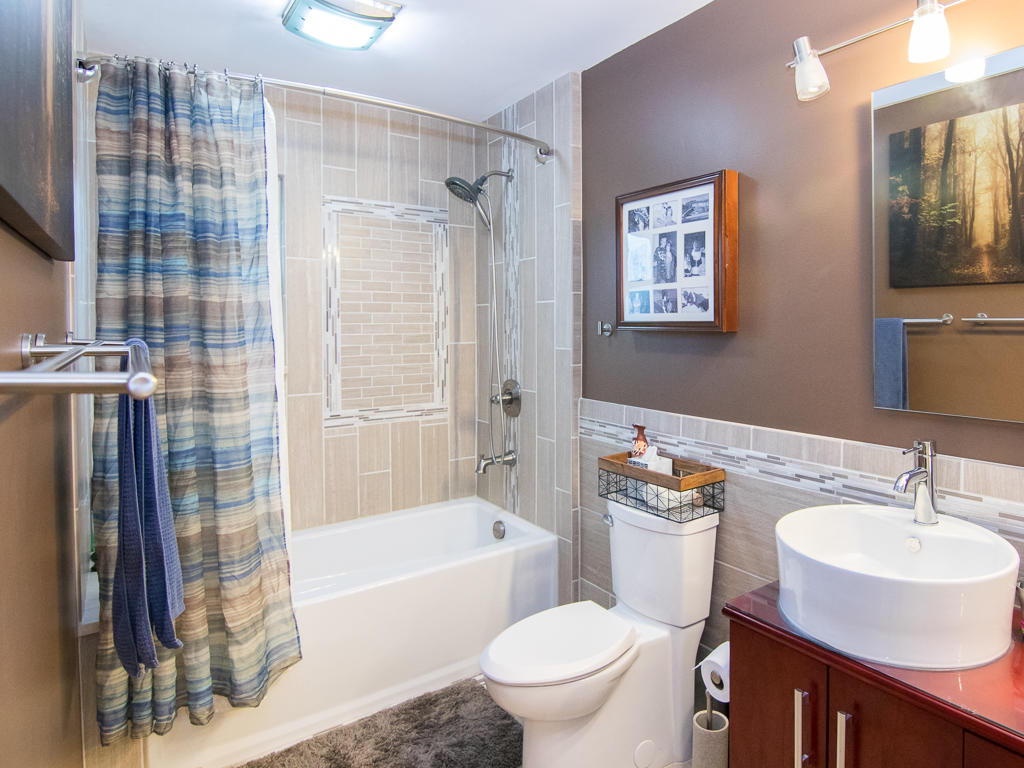 EDGEWATER VILLAGE NORTH - Residential