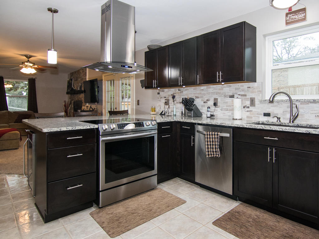 EDGEWATER VILLAGE NORTH - Residential