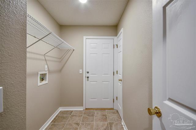 CORAL VILLAGE - Residential Lease