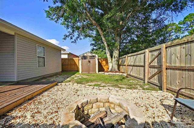 CORAL VILLAGE - Residential Lease