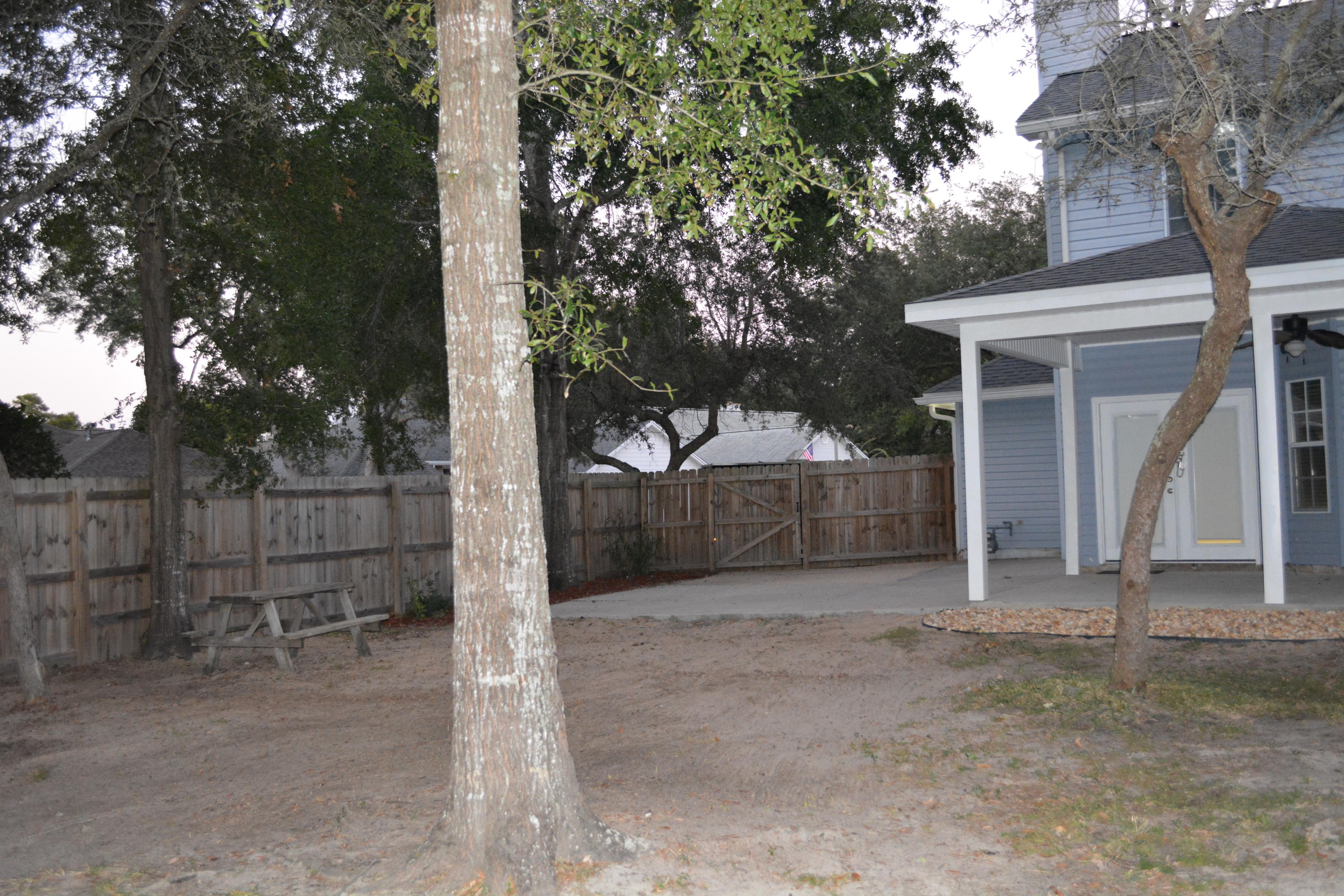 PARKWOOD PLACE AT BLUEWATER BAY - Residential Lease