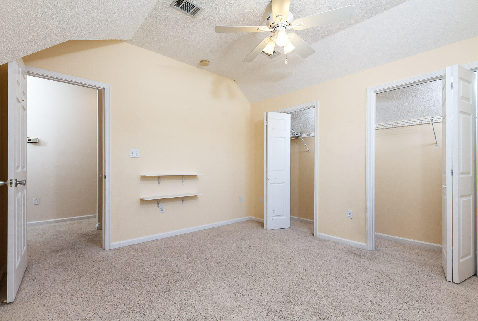 SEA DUNES - Residential