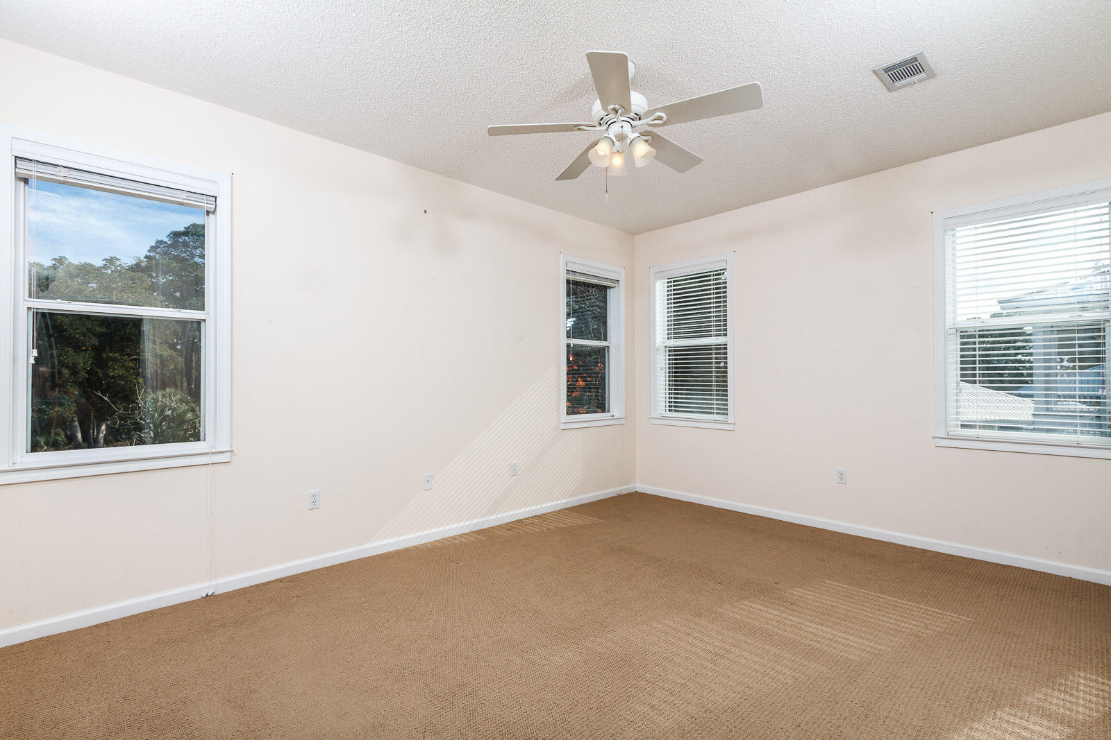 SEA DUNES - Residential