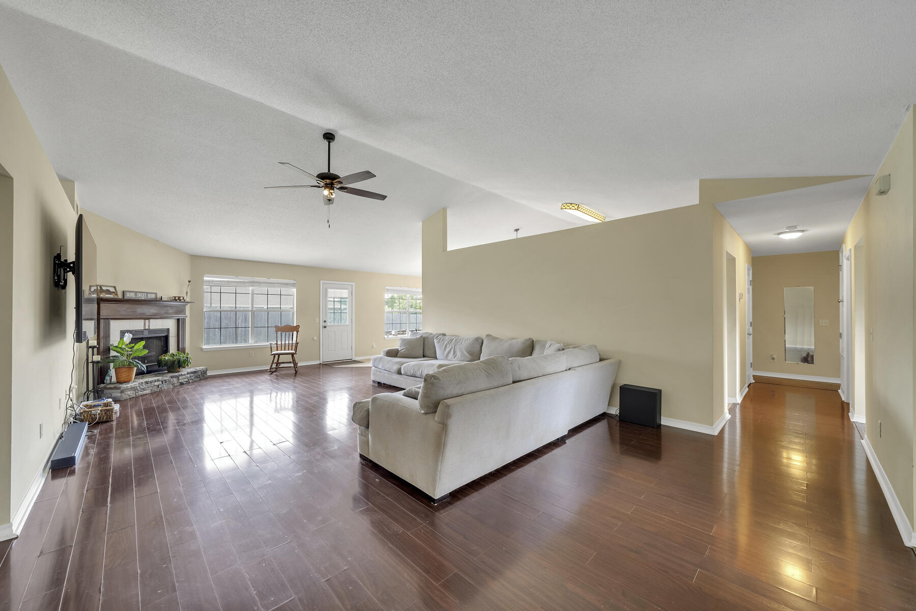CHEROKEE BEND S/D PH II - Residential