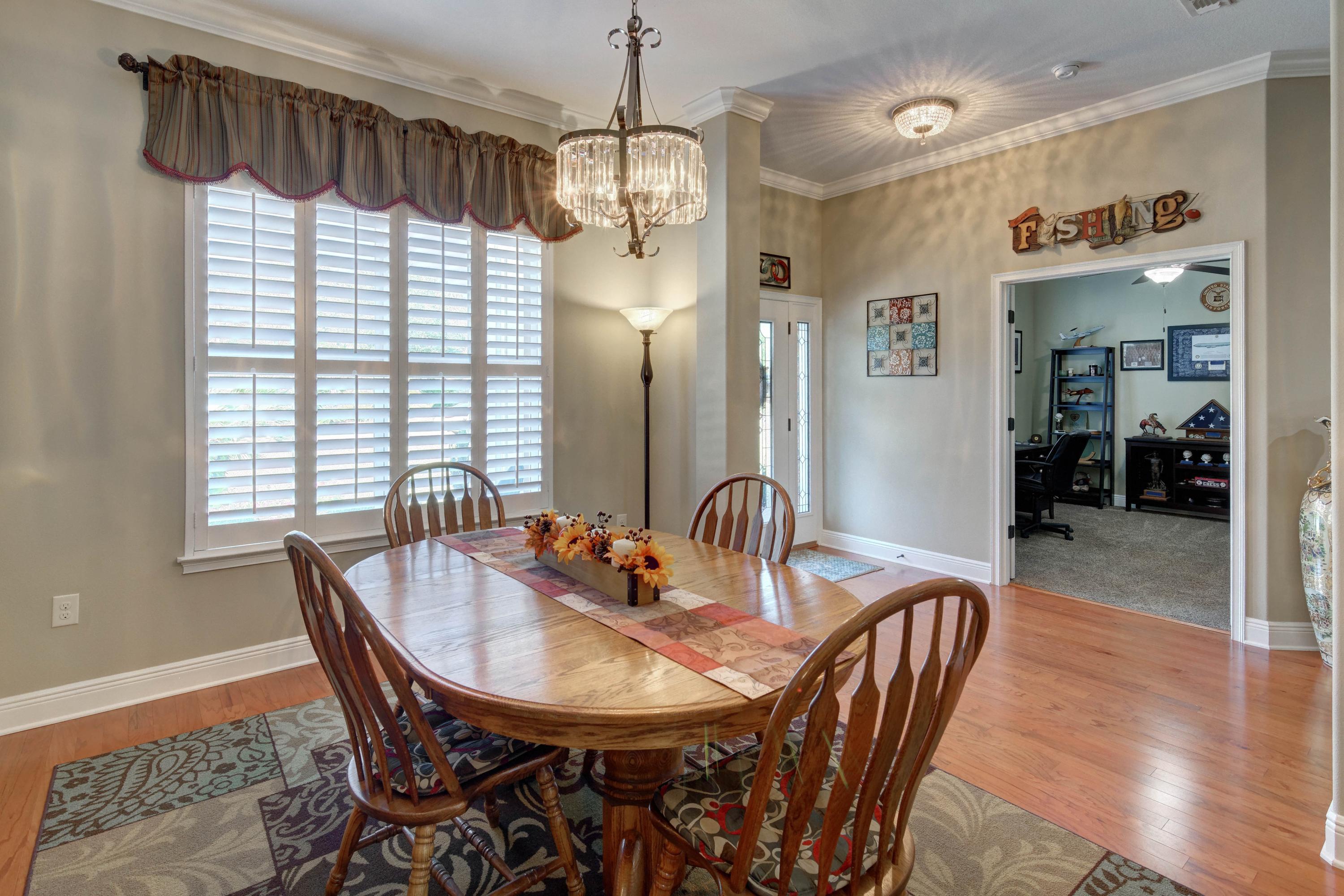 HOLLEY BY THE SEA - Residential