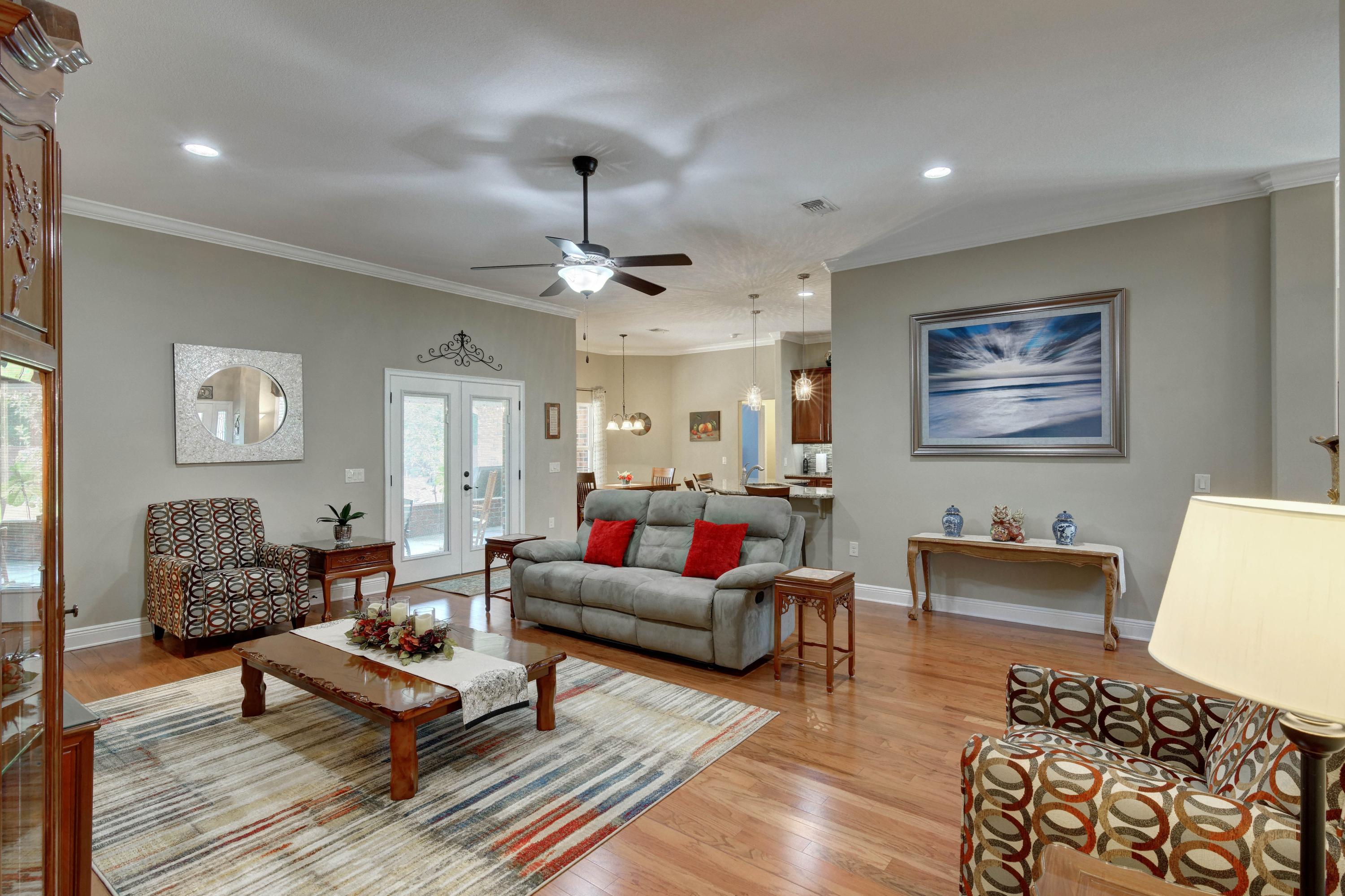 HOLLEY BY THE SEA - Residential