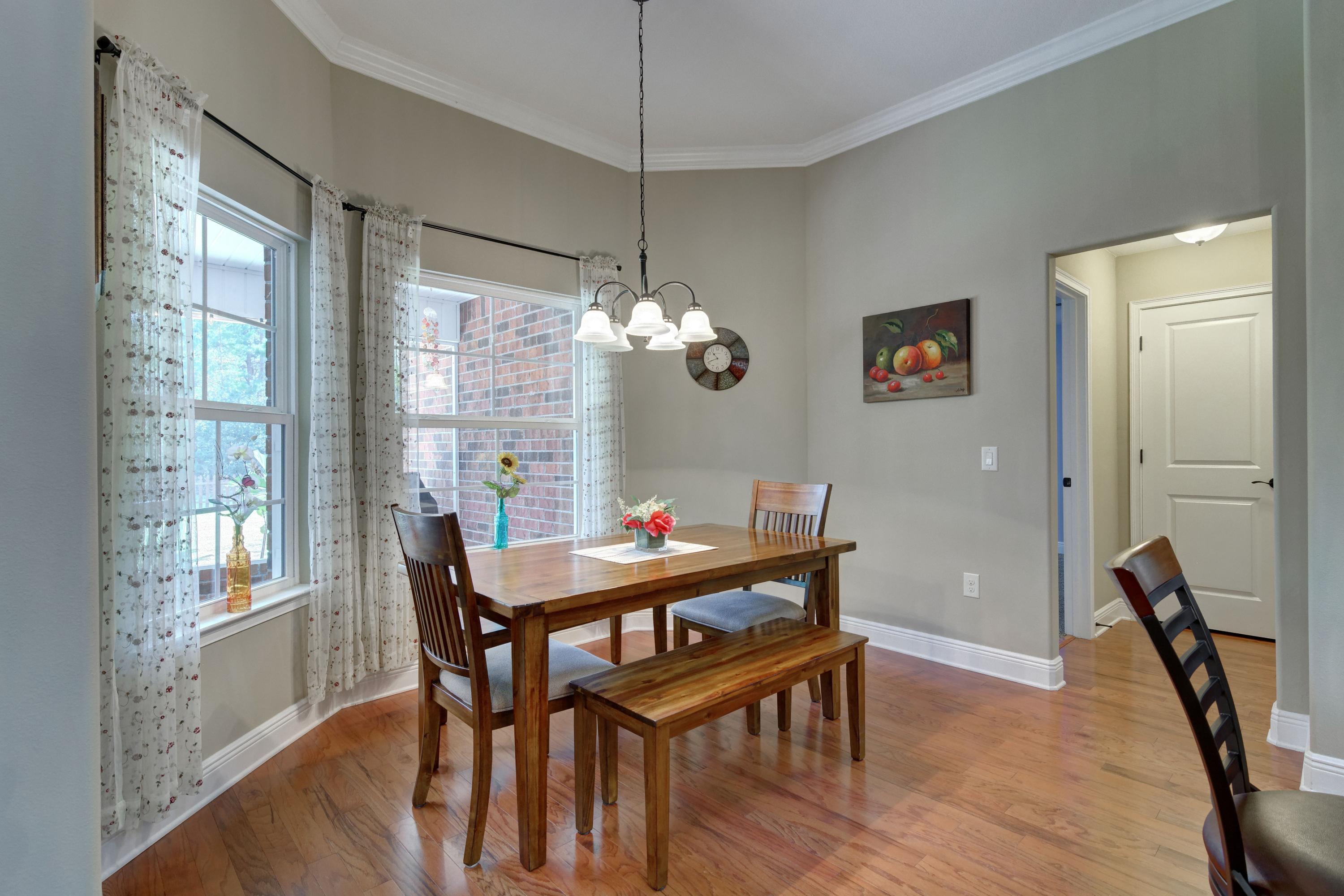 HOLLEY BY THE SEA - Residential