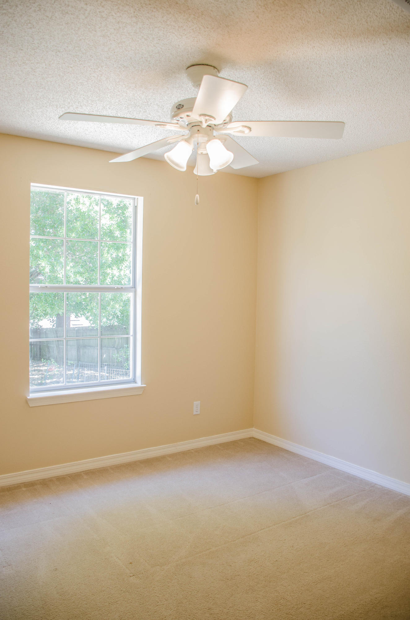 NORTHVIEW ESTATES 3RD ADDN - Residential