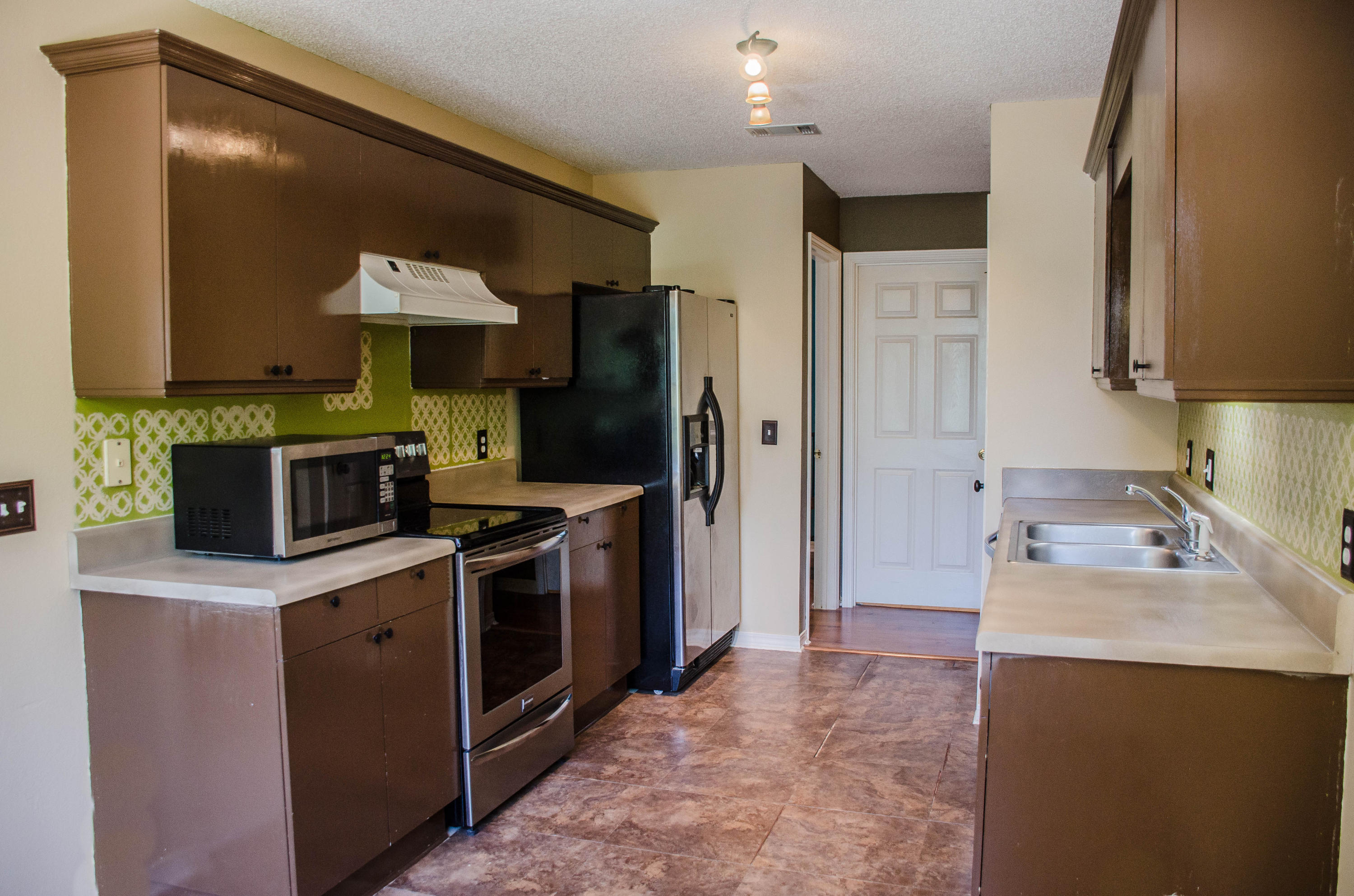 NORTHVIEW ESTATES 3RD ADDN - Residential